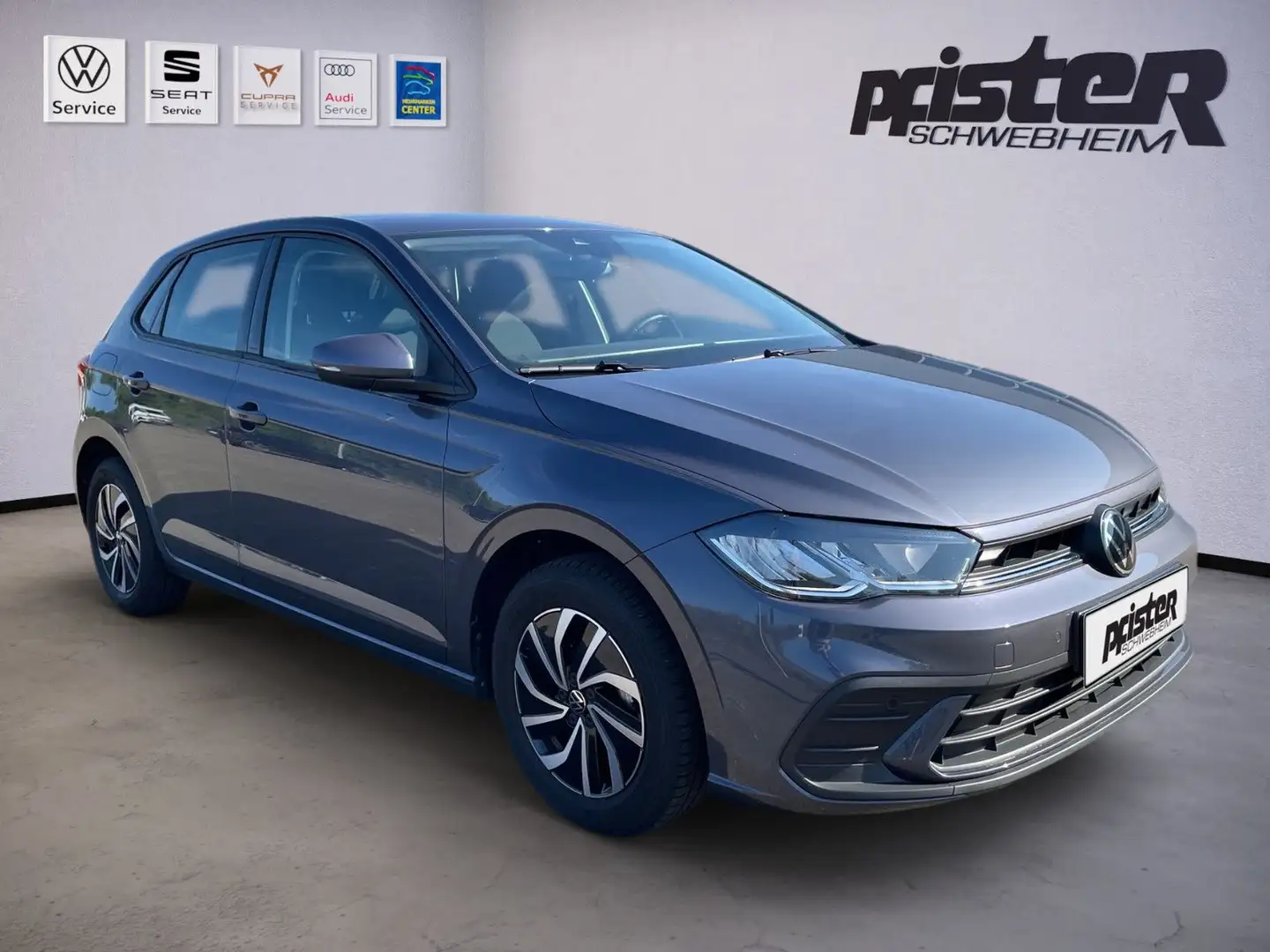 Volkswagen Polo 1.0 TSI  LIFE +LED+ACC+SHZ Gris - 2