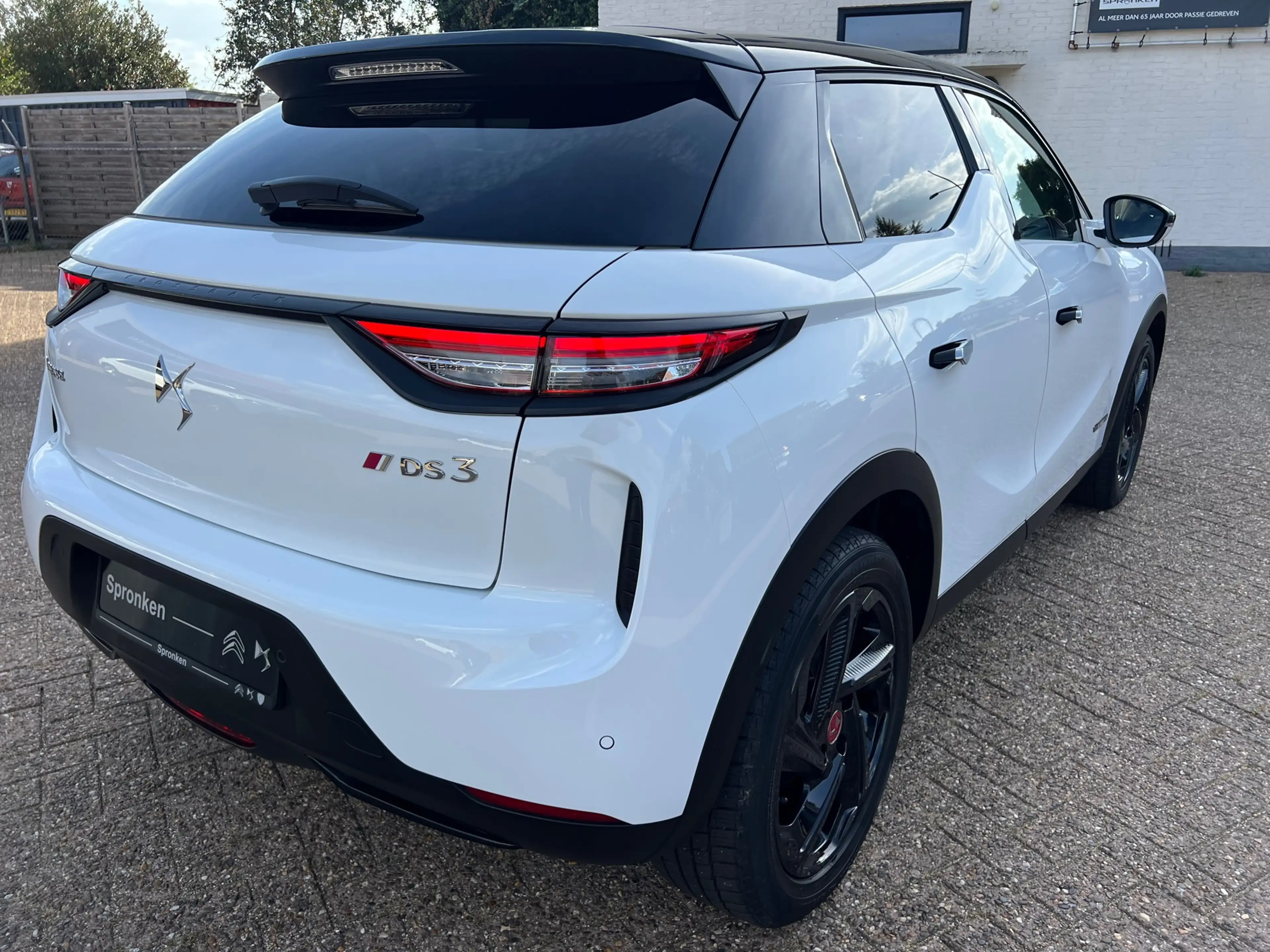 DS Automobiles DS 3 E-Tense Performance Line+ 50kwh Navi-Camera-Keyles — photo 6