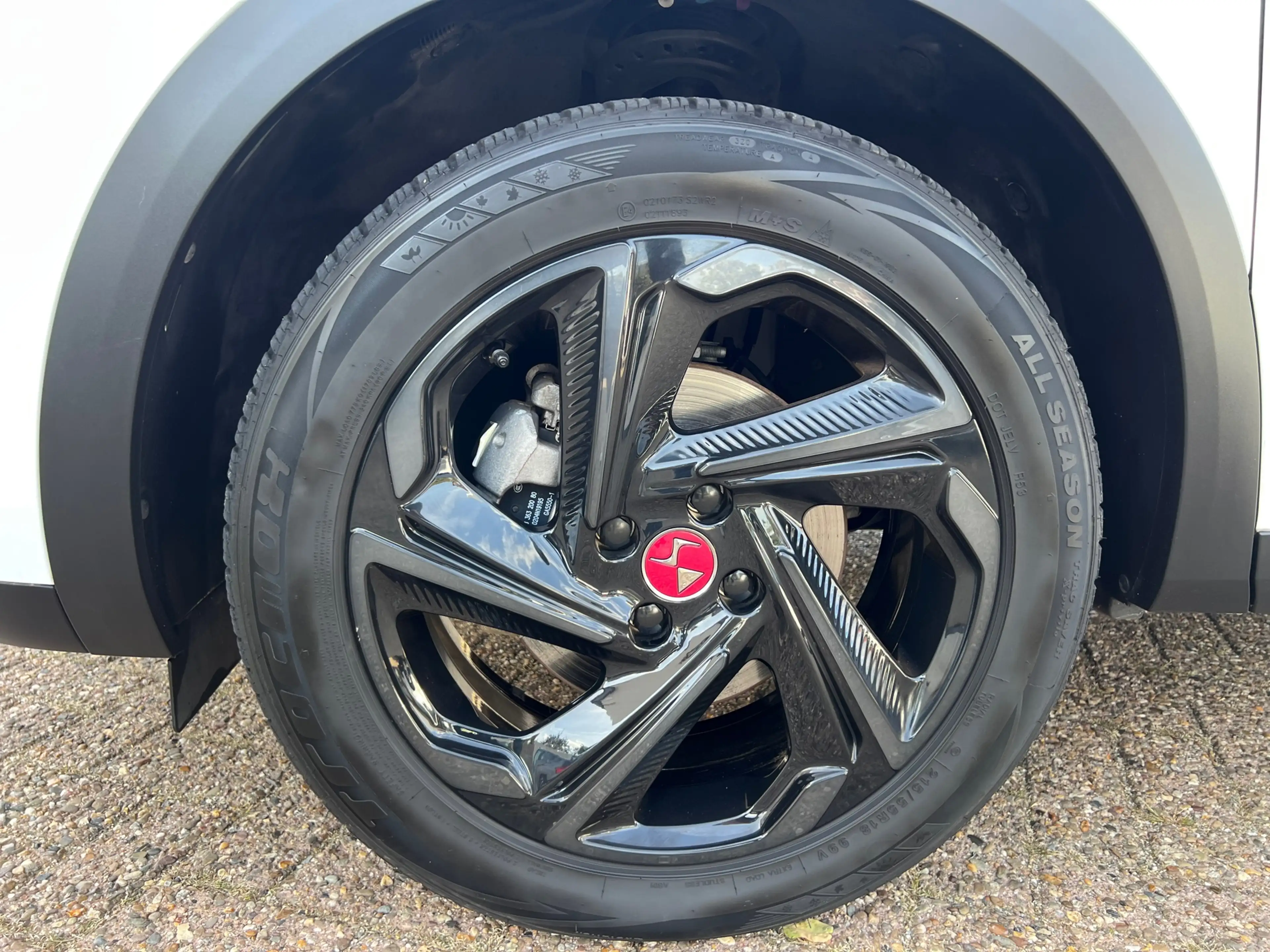 DS Automobiles DS 3 E-Tense Performance Line+ 50kwh Navi-Camera-Keyles — photo 3