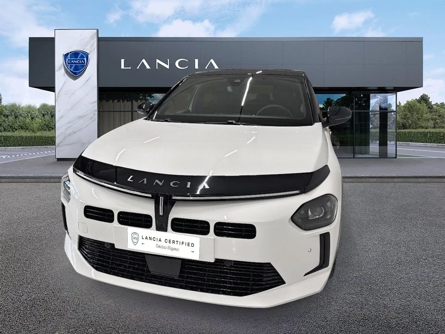 Lancia Ypsilon Ibrida 100cv LX e-DCT Bianco - 1