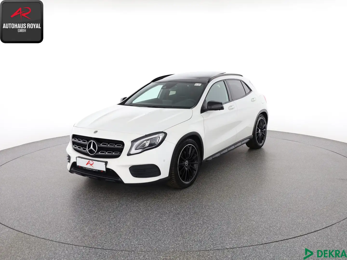 Mercedes-Benz GLA 250 GLA 250 4M AMG EXKLUSIV STANDHEIZ,360GRAD,COMAND Weiß - 1