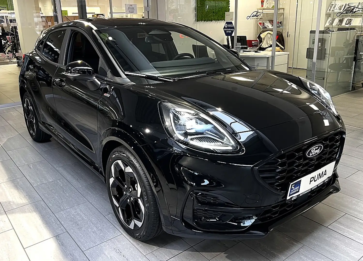 Ford Puma 1,0 EcoBoost Hybrid ST-Line X Aut. Schwarz - 1