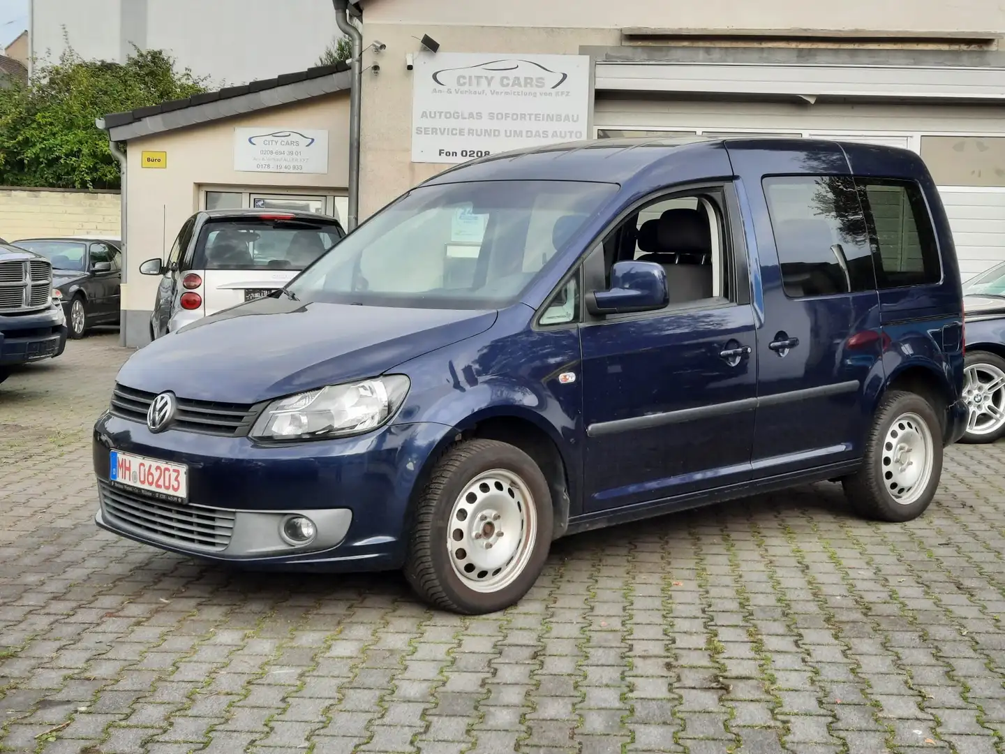 Volkswagen Caddy 1.2 (5-Si.)Roncalli Edition Klima, AHK TÜV03/25 Blau - 1