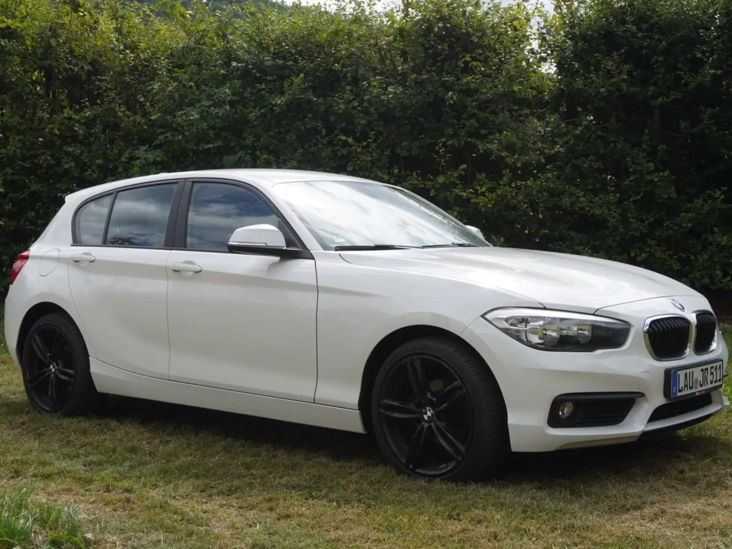 BMW 118 118i 18 Zoll 8-Fach bereift! Bílá - 1