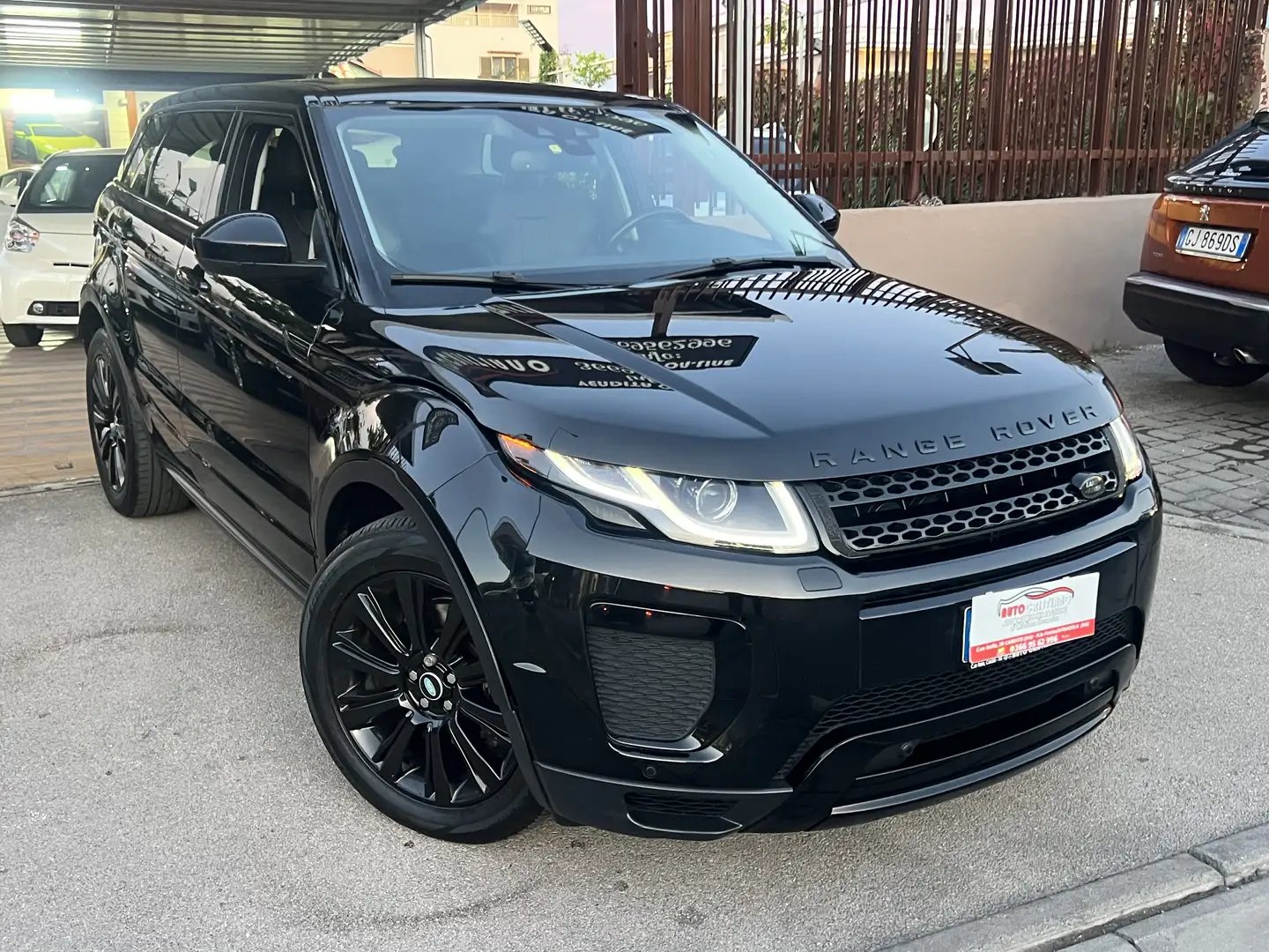 Land Rover Range Rover Evoque Land Rover Range Rover Evoque 2.0 150cv R Dynamic Nero - 2