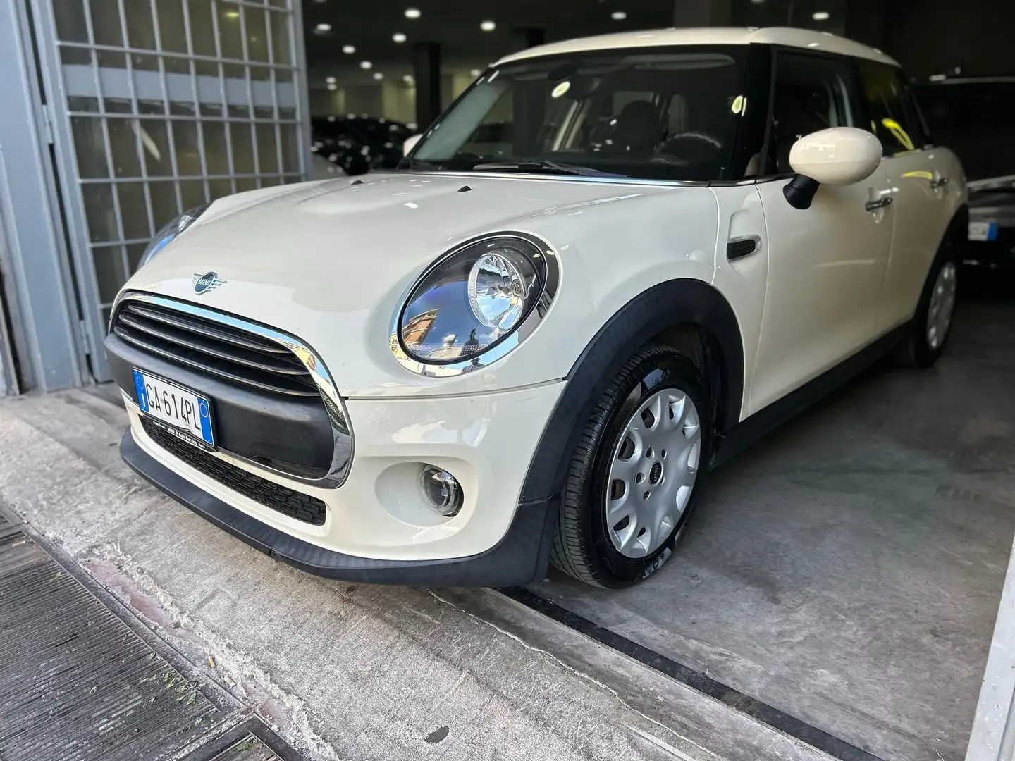 MINI One Mini IV F55 2018 5p 5p 1.5 75cv *NEOPATENTATI* Blanc - 2