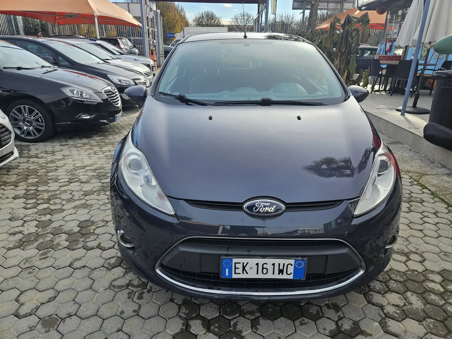 Ford Fiesta Fiesta VI 2008 3p 1.2 16v Ikon 82cv Grigio - 2