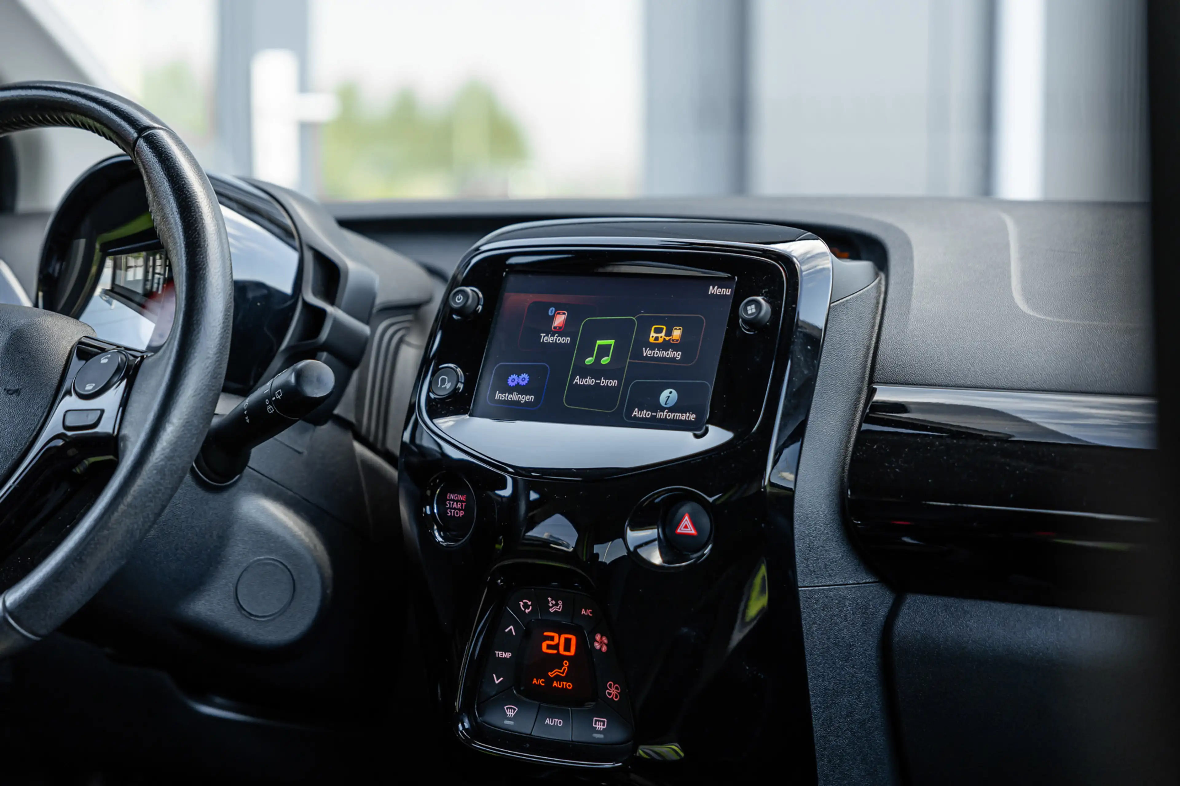 Peugeot 108 1.0 e-VTi Allure / Automaat / 50dkm NAP / Camera / — photo 19