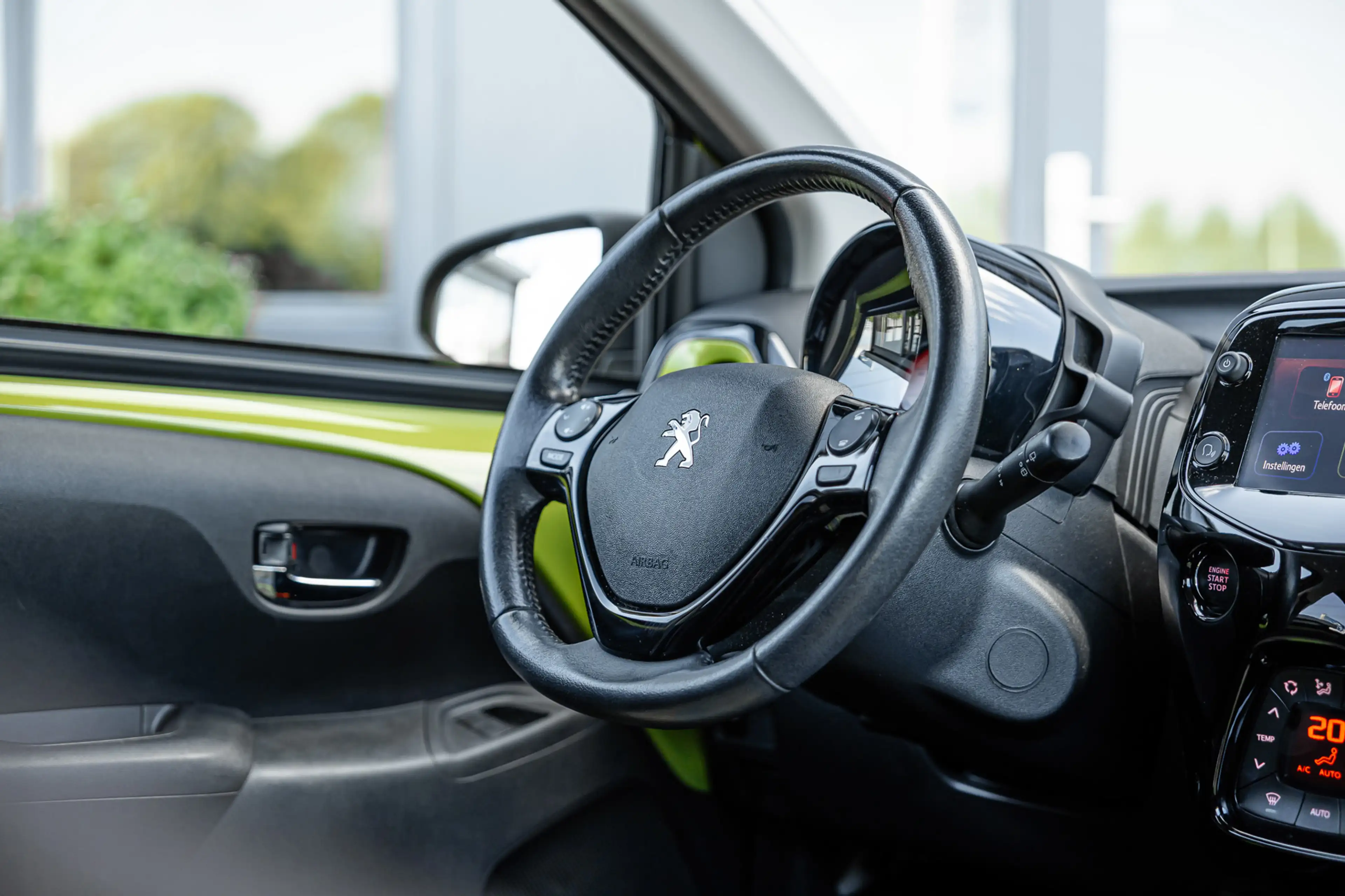 Peugeot 108 1.0 e-VTi Allure / Automaat / 50dkm NAP / Camera / — photo 18
