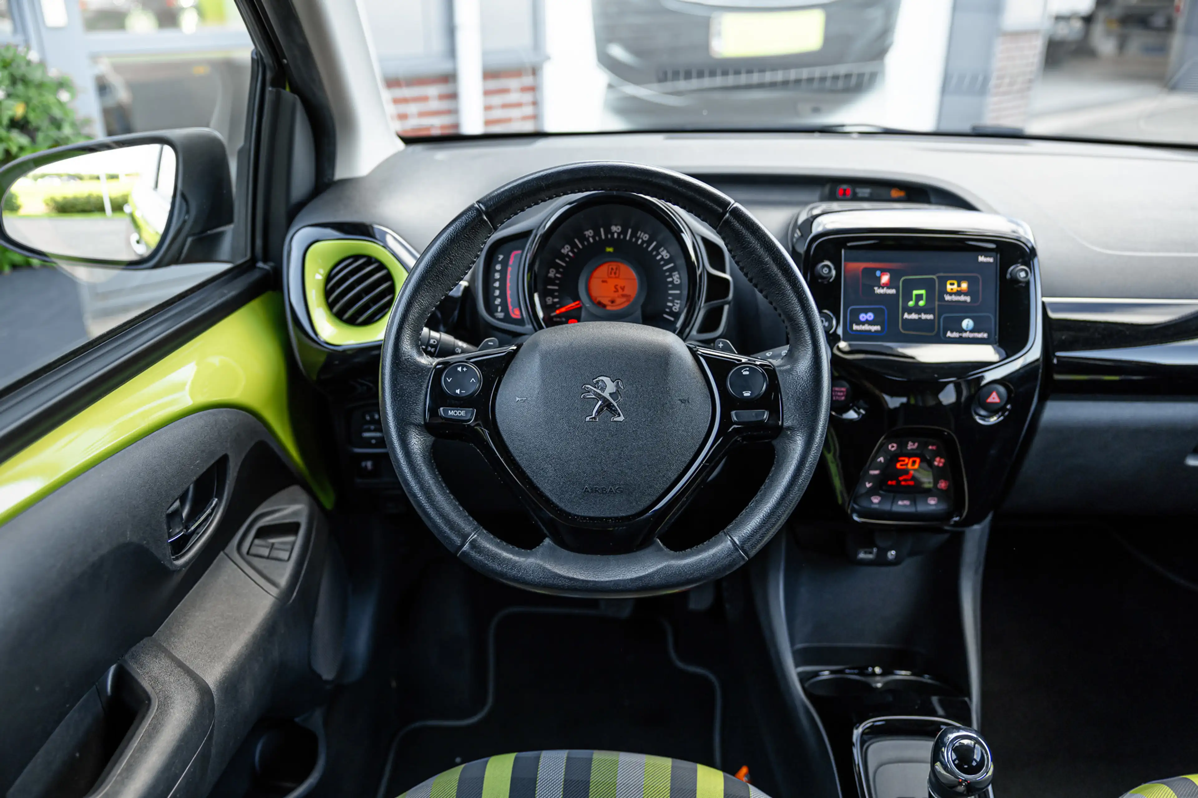 Peugeot 108 1.0 e-VTi Allure / Automaat / 50dkm NAP / Camera / — photo 21