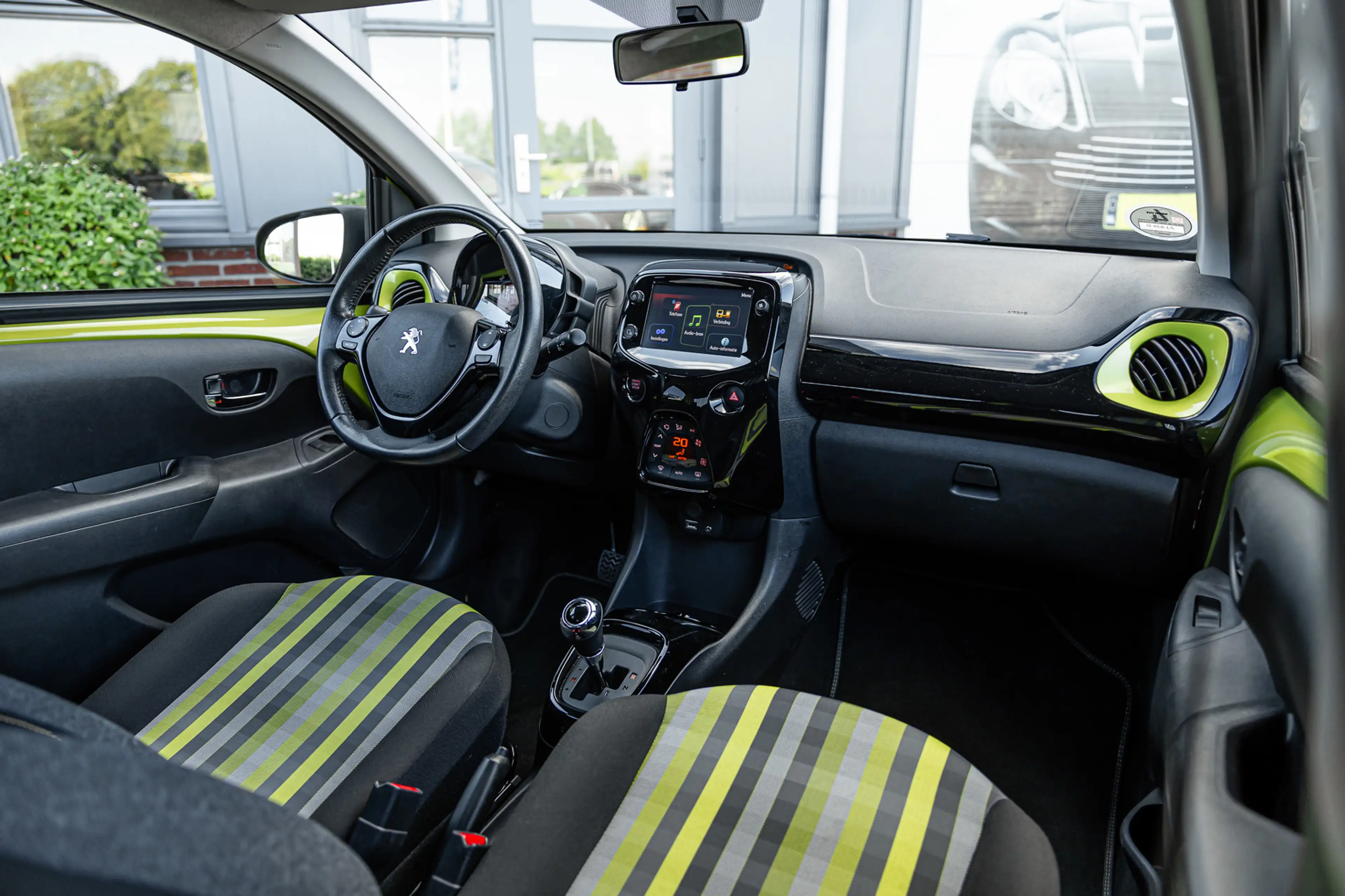 Peugeot 108 1.0 e-VTi Allure / Automaat / 50dkm NAP / Camera / — photo 4