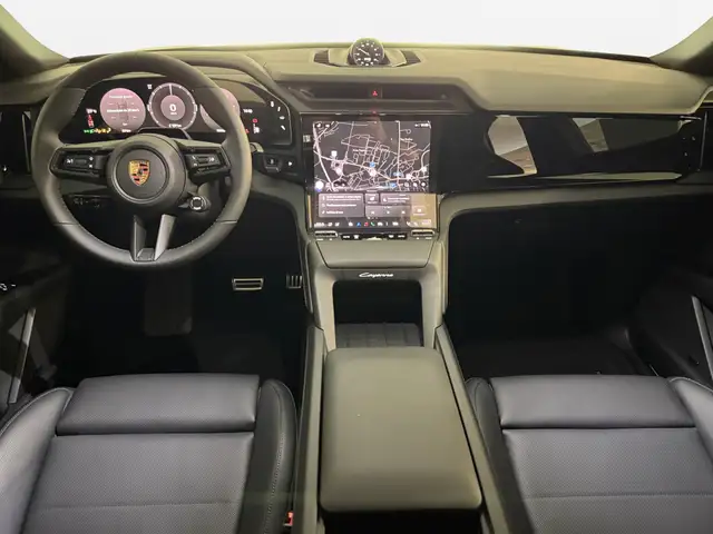 Porsche Cayenne view 12