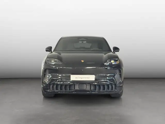 Porsche Cayenne view 8