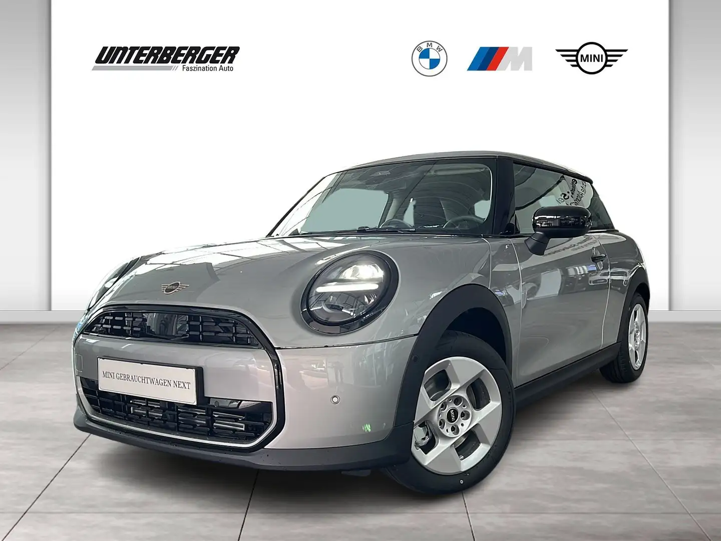 MINI Cooper Paket XS | Essential Trim Ezüst - 1