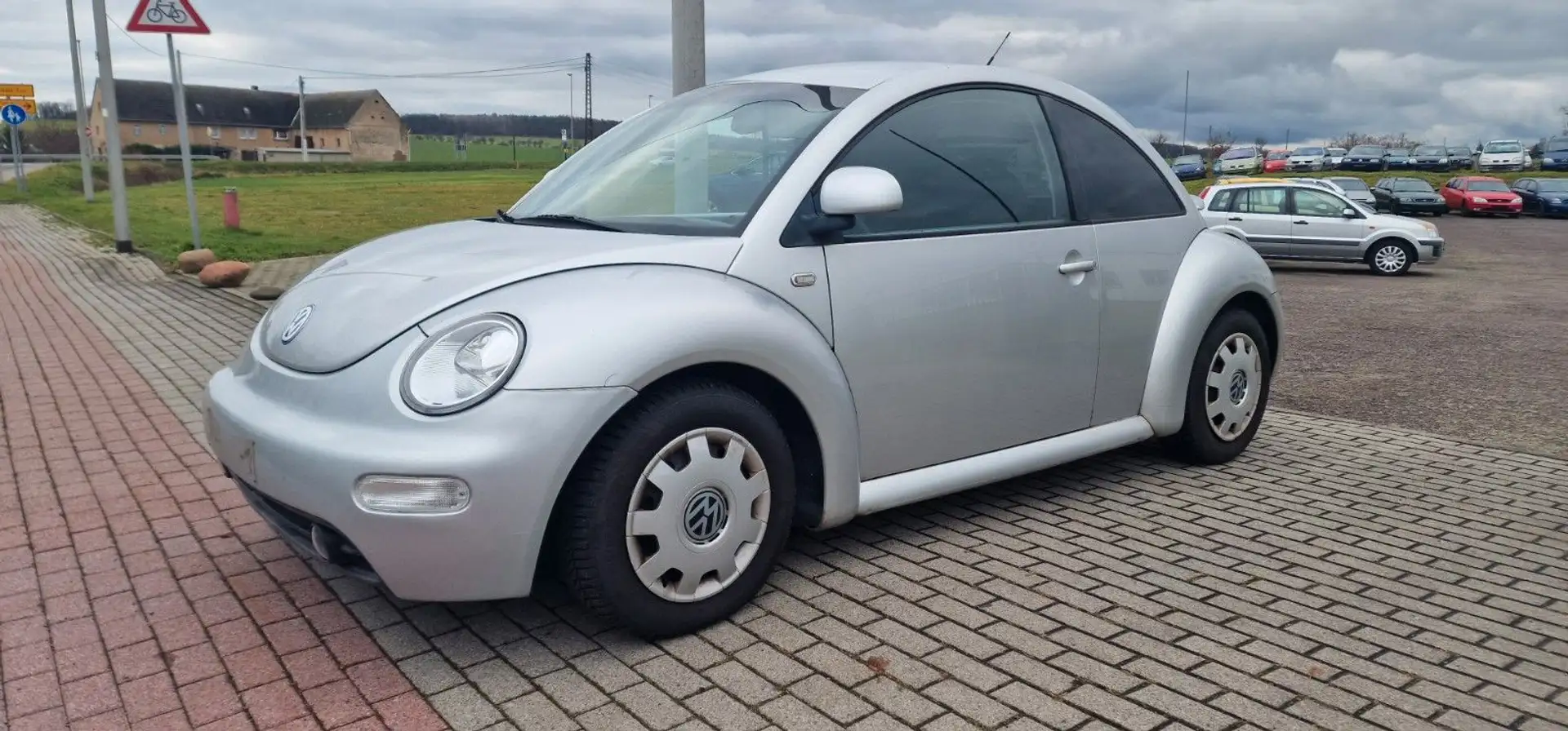 Volkswagen New Beetle Lim. 2.0 Argent - 1