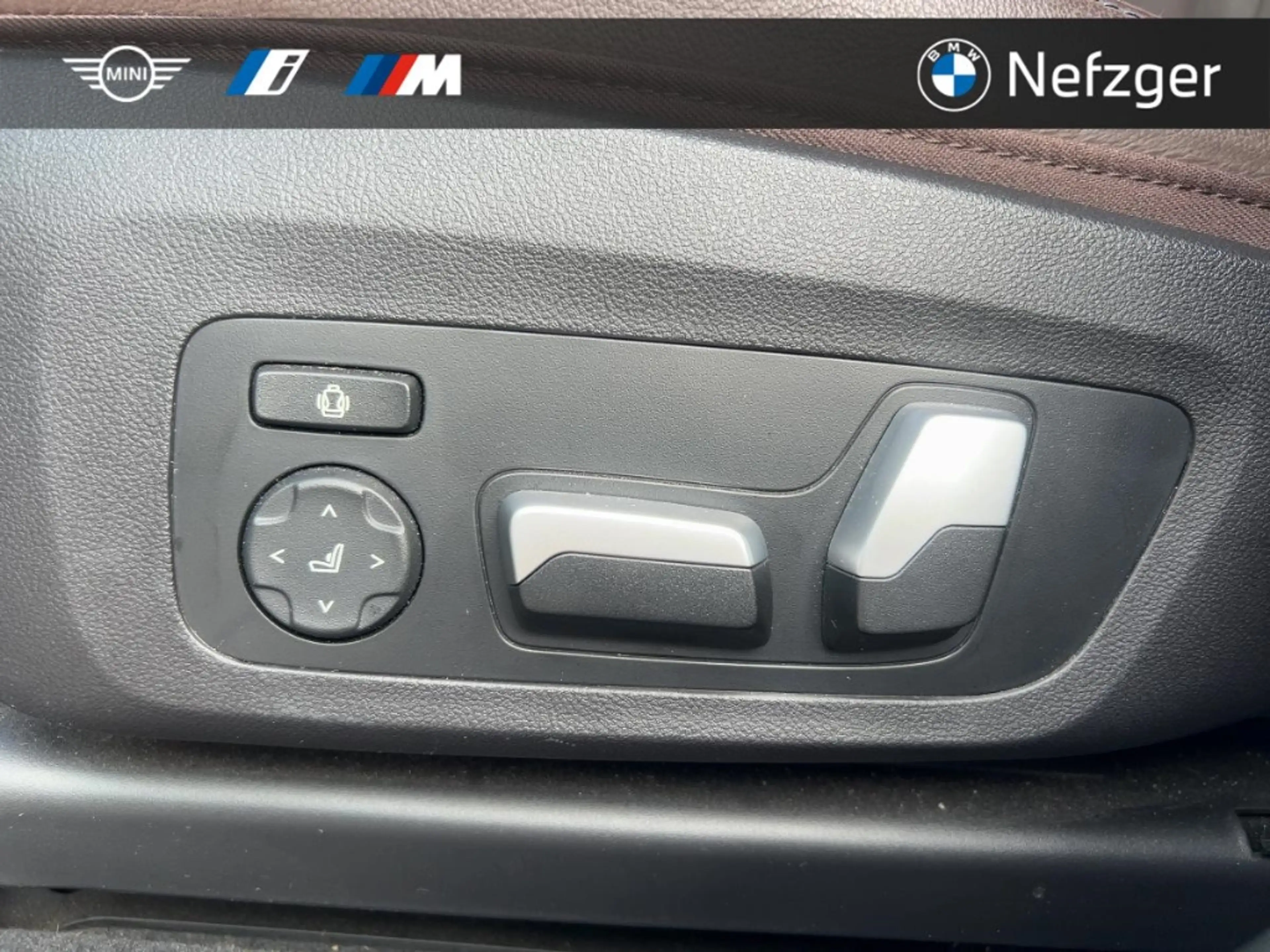 BMW iX3 M SPORT LED H&K HUD Komfort Akustikverglasung — photo 14