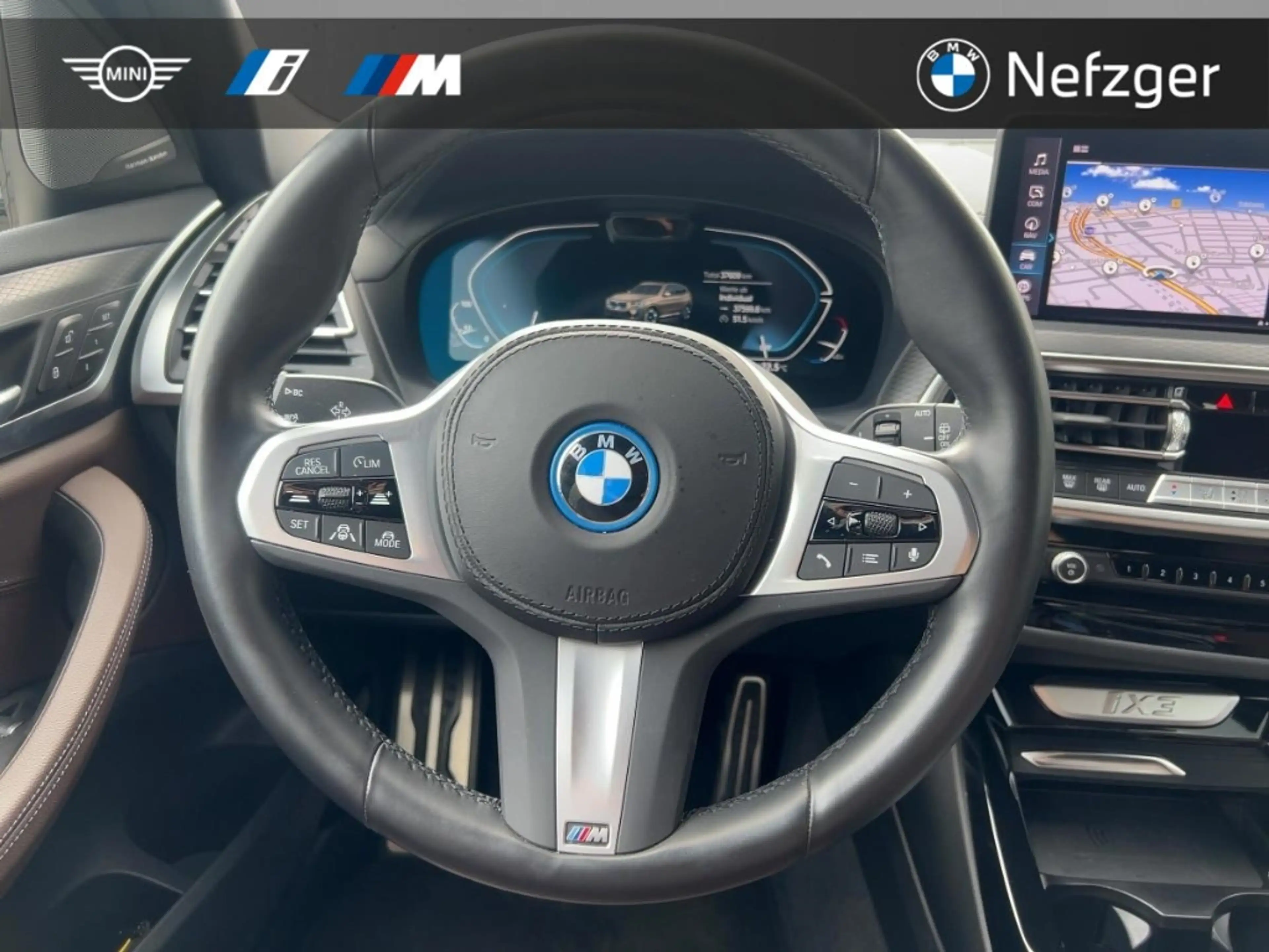 BMW iX3 M SPORT LED H&K HUD Komfort Akustikverglasung — photo 10