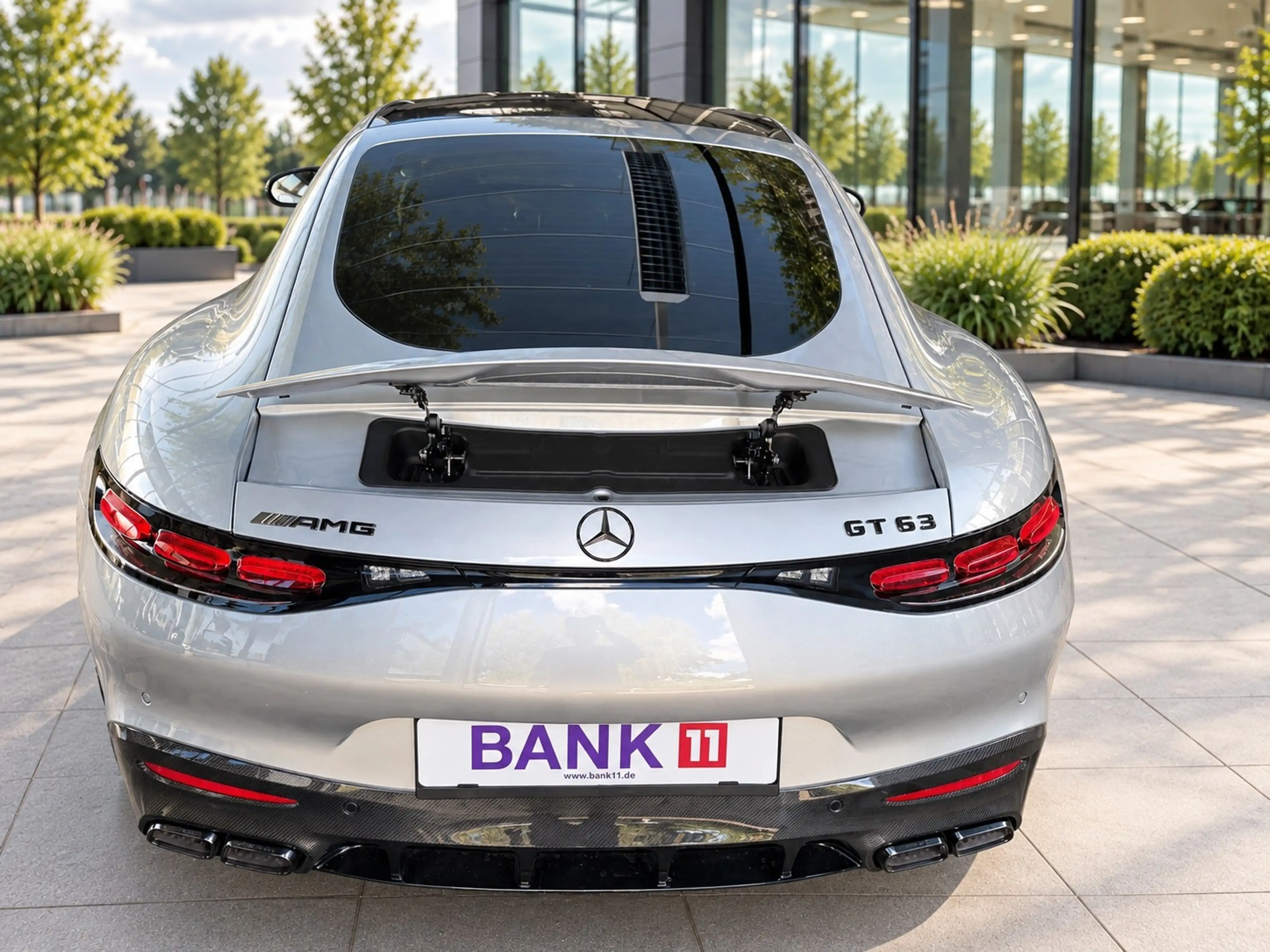 Mercedes-Benz AMG GT 63 4M+ PREMIUM+SITZ-KLIMA+PANO+NIGHT+CARB — photo 4