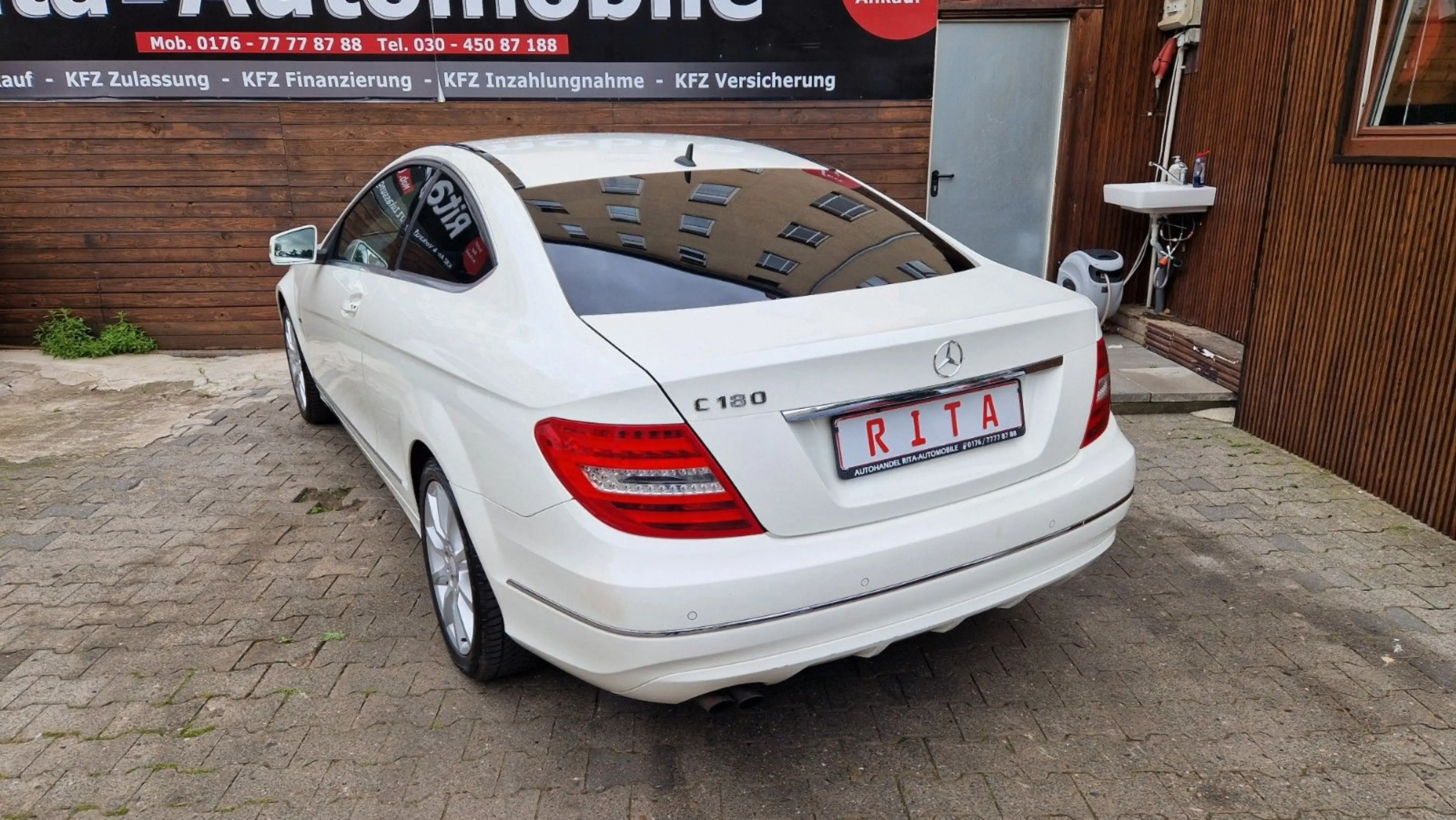 Mercedes-Benz C 180 C -Klasse Coupe C 180 CGI BlueEfficiency — photo 6