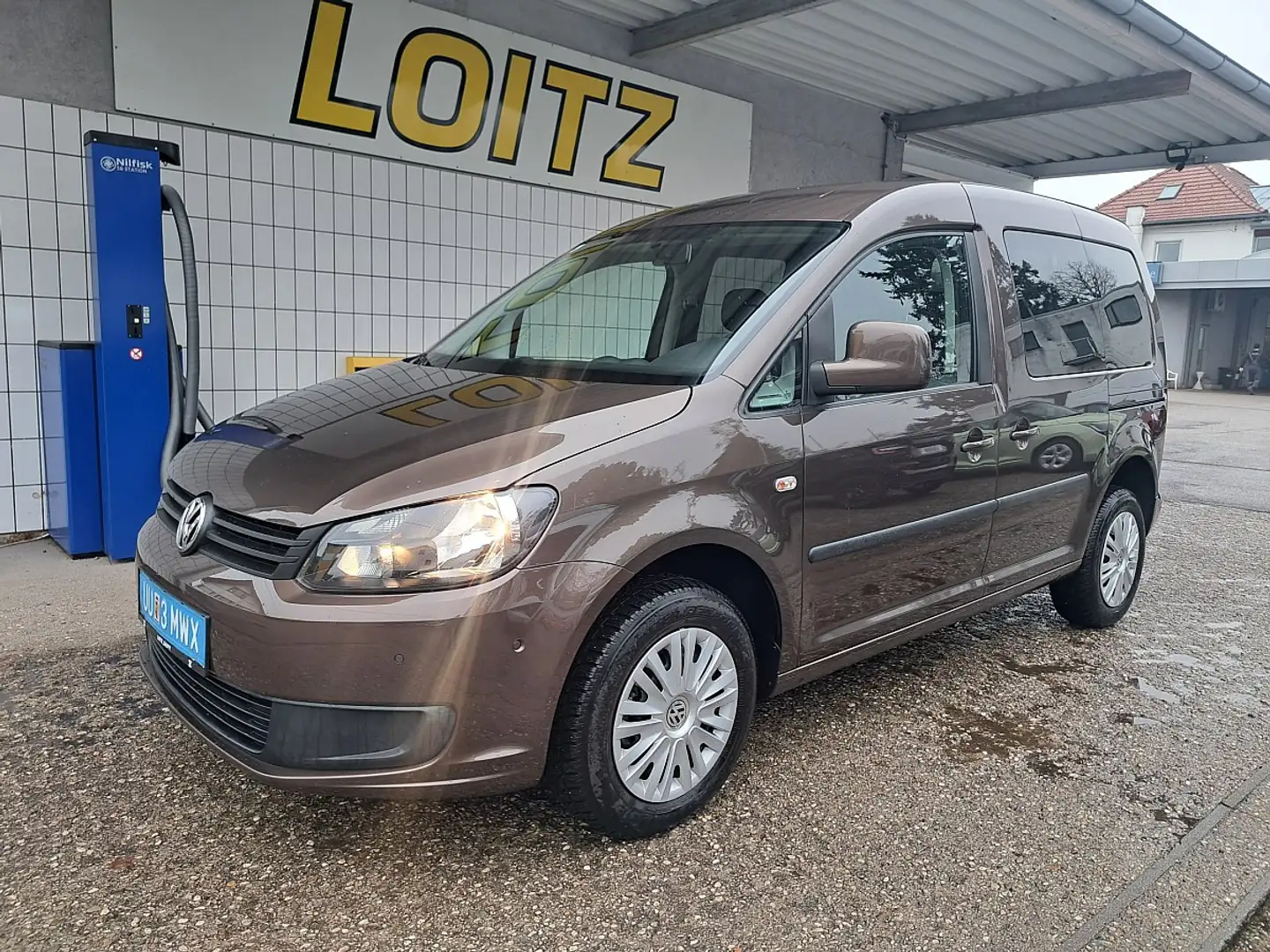 Volkswagen Caddy Kombi Trendline BMT 1,6 TDI DPF Braun - 1