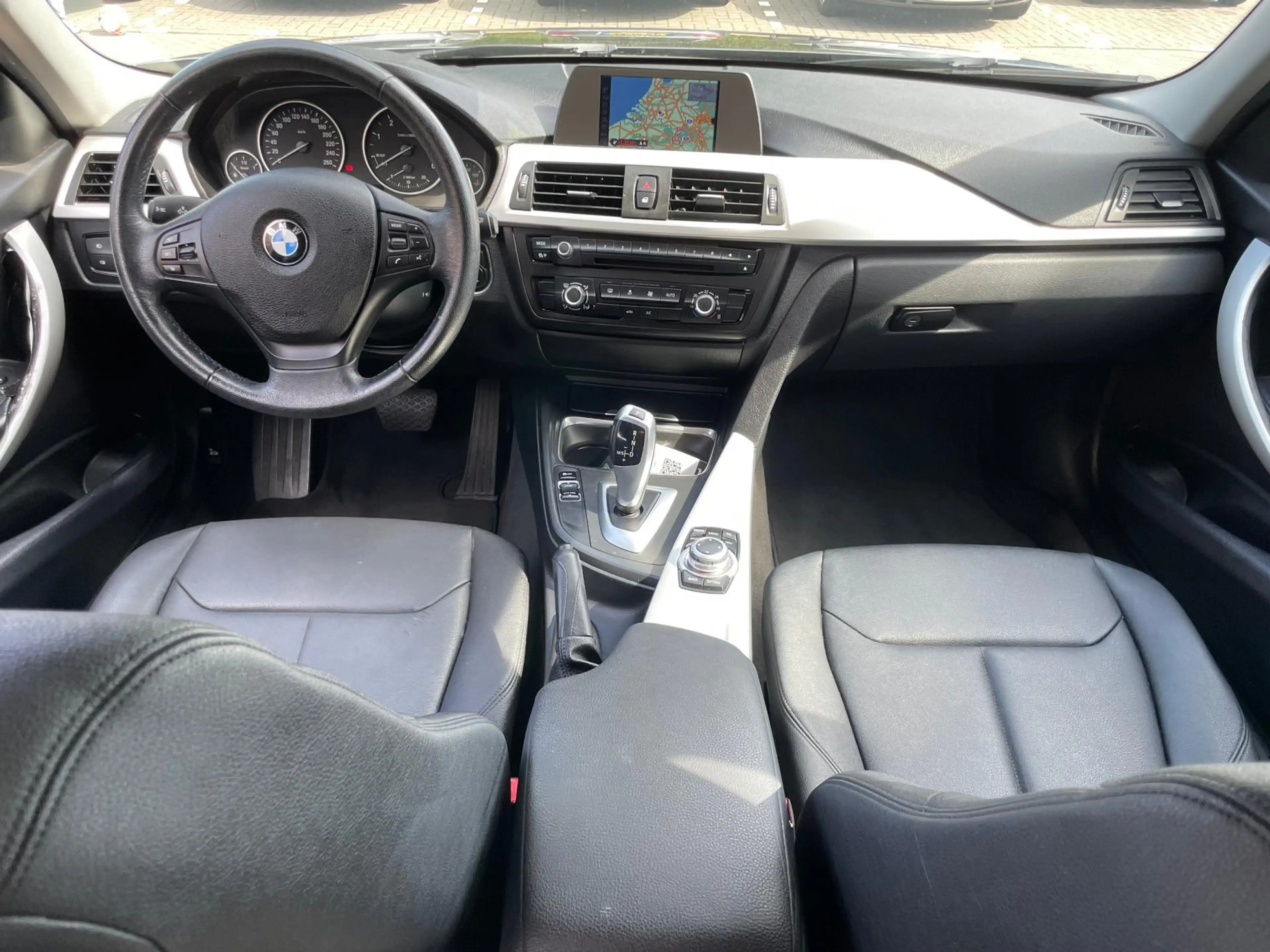 BMW 316 3-serie Touring 316d High Executive Navi Airco PDC — photo 8