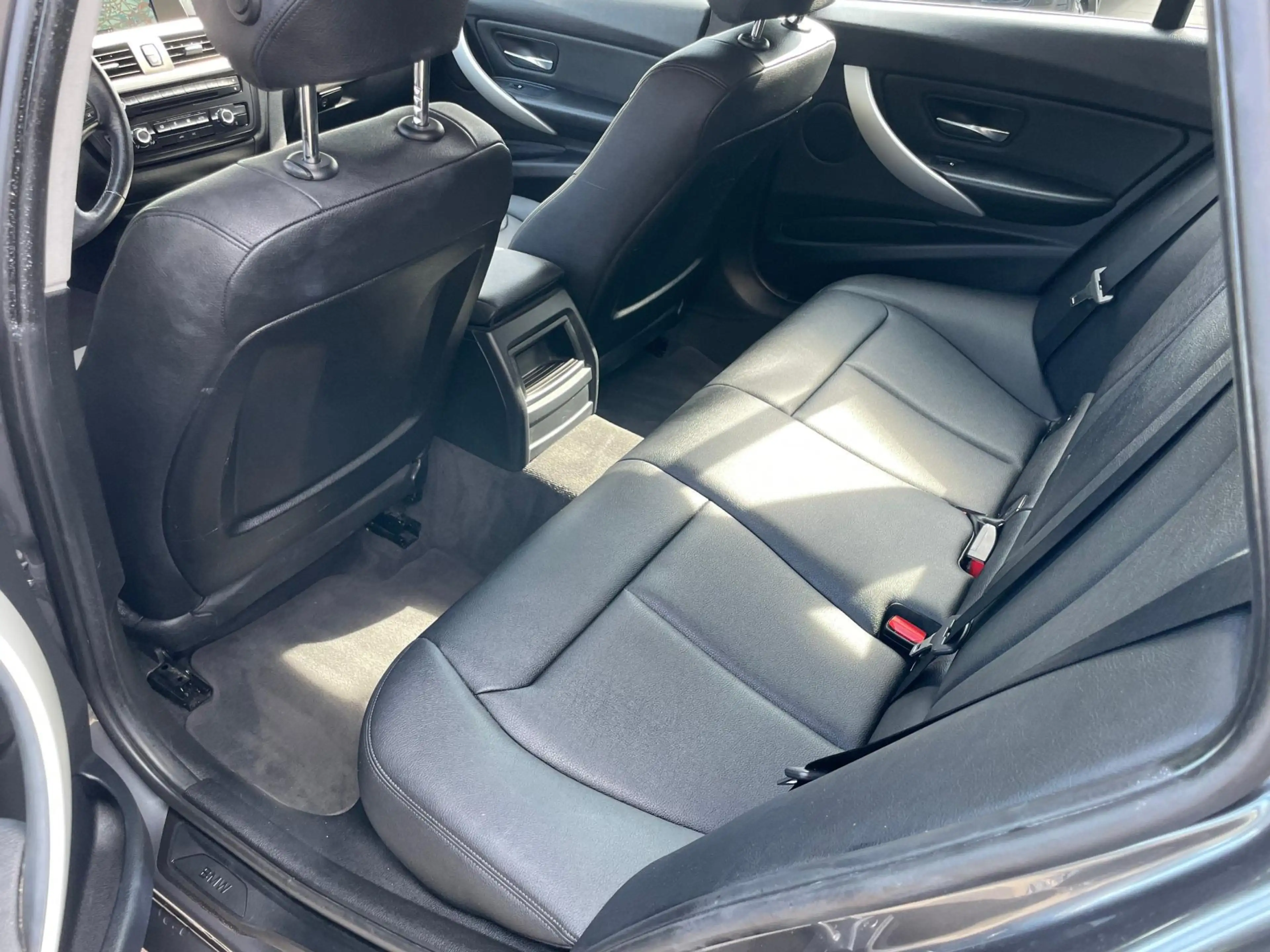 BMW 316 3-serie Touring 316d High Executive Navi Airco PDC — photo 9