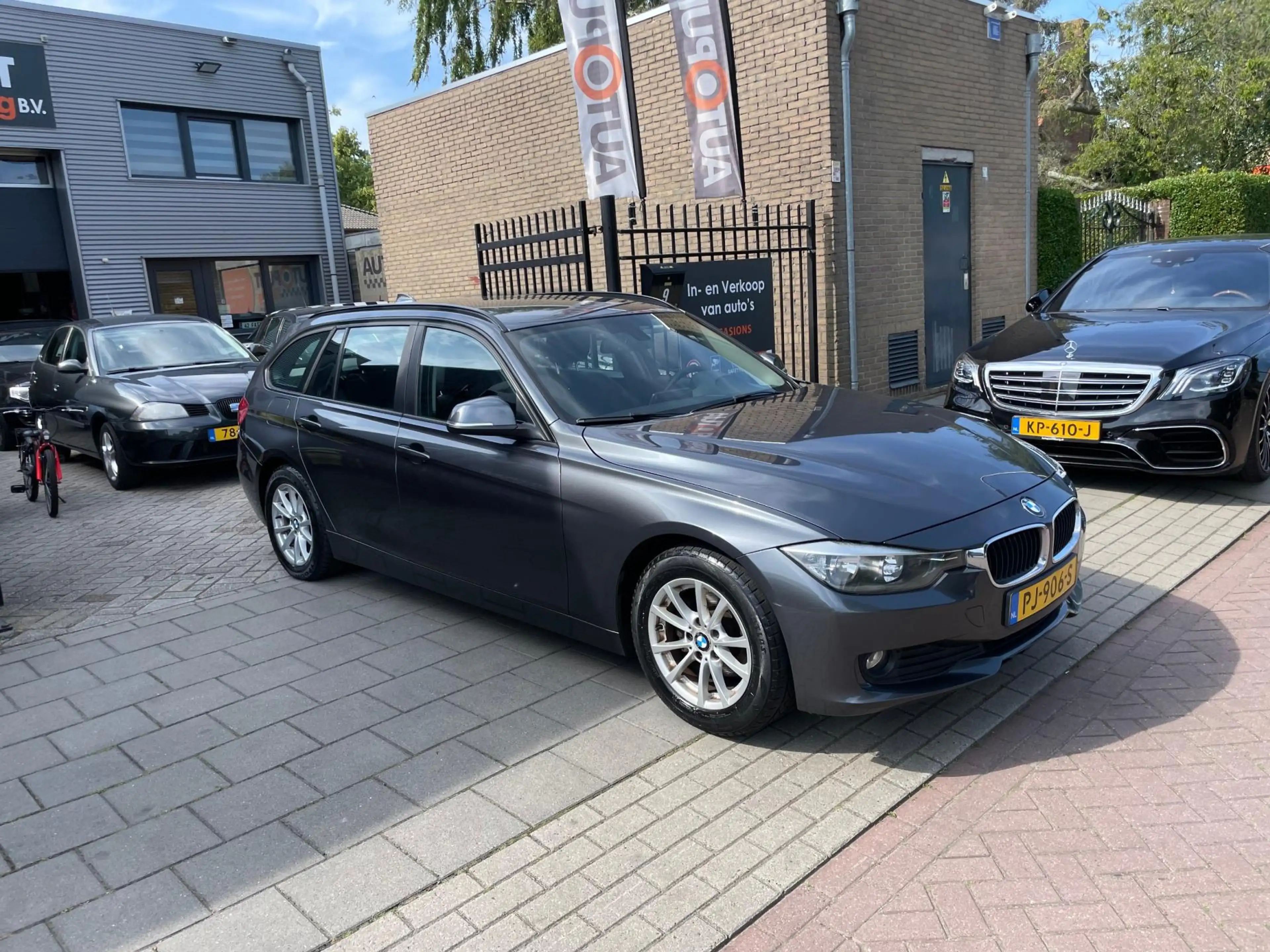 BMW 316 3-serie Touring 316d High Executive Navi Airco PDC — photo 3