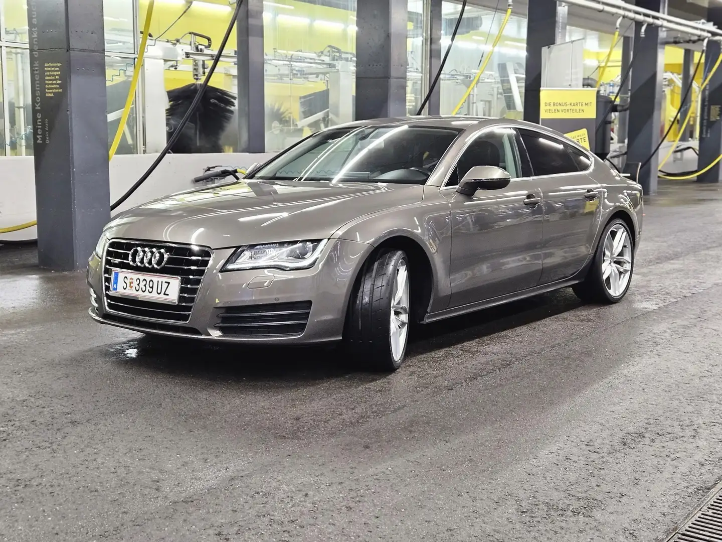 Audi A7 Sportback 3,0 TDI quattro DPF S-tronic Grau - 2