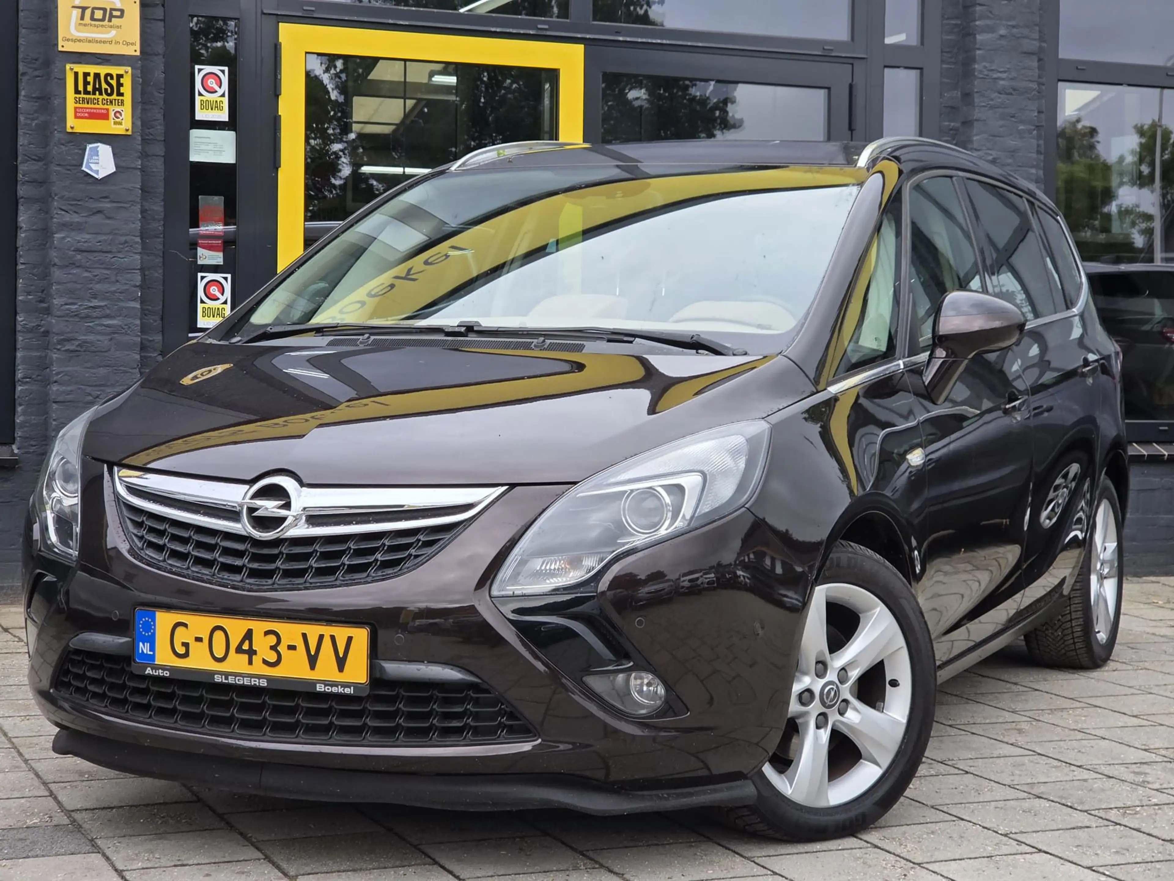 Opel Zafira Tourer 1.4 Cosmo | 1500KG trekgewicht | Park Cam | Climat — photo 2