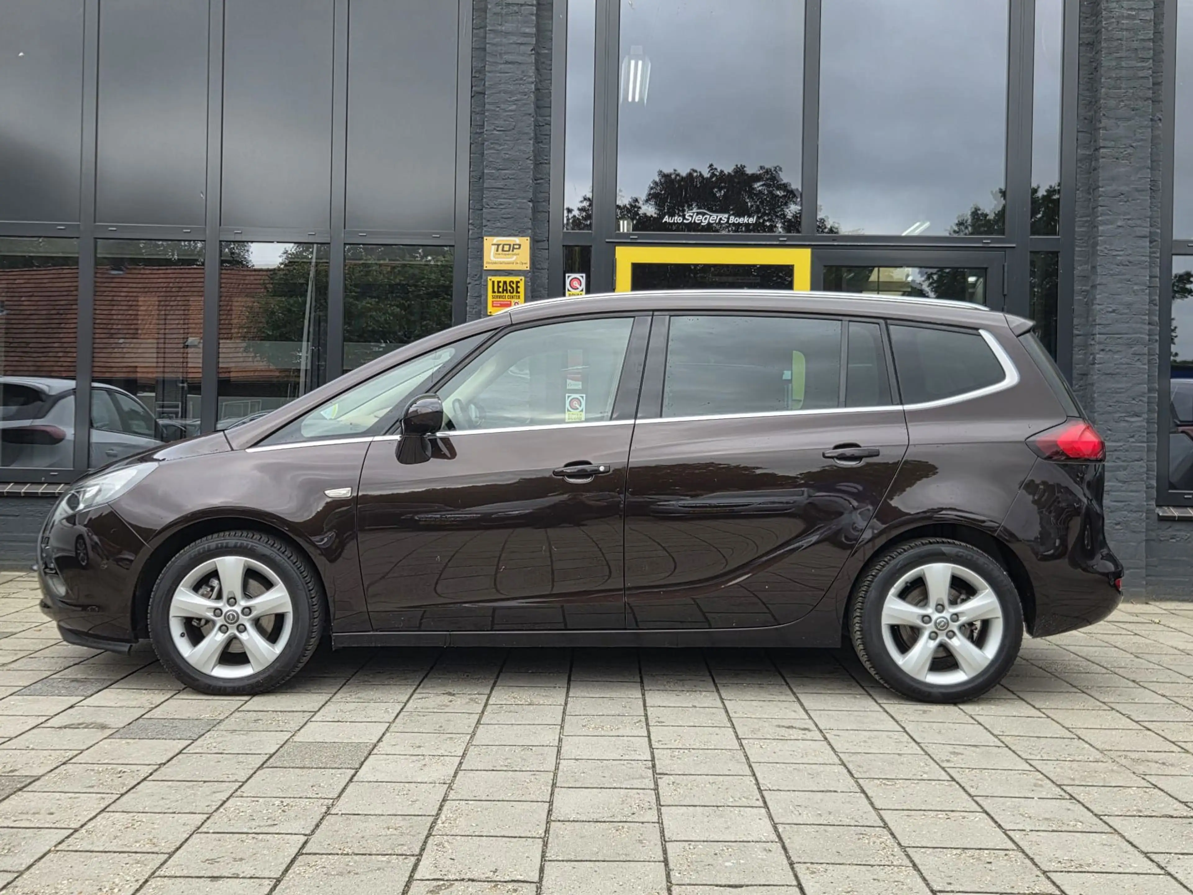 Opel Zafira Tourer 1.4 Cosmo | 1500KG trekgewicht | Park Cam | Climat — photo 3