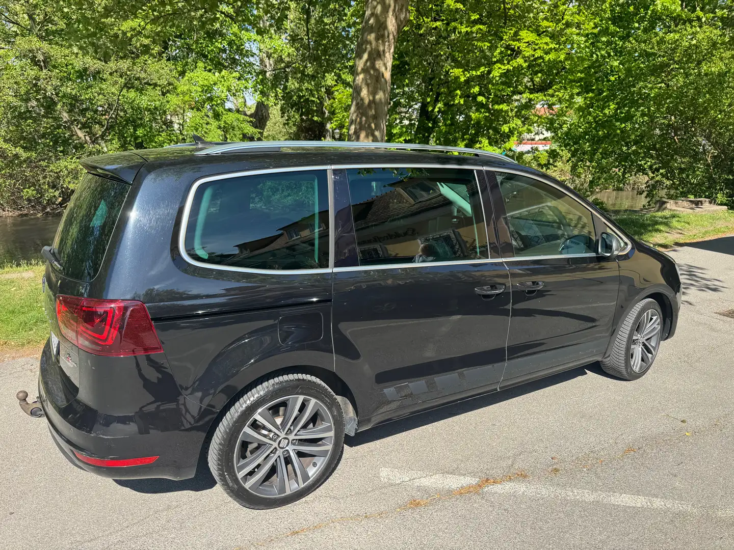 SEAT Alhambra Alhambra FR 2,0 TDI CR DSGFR Schwarz - 1