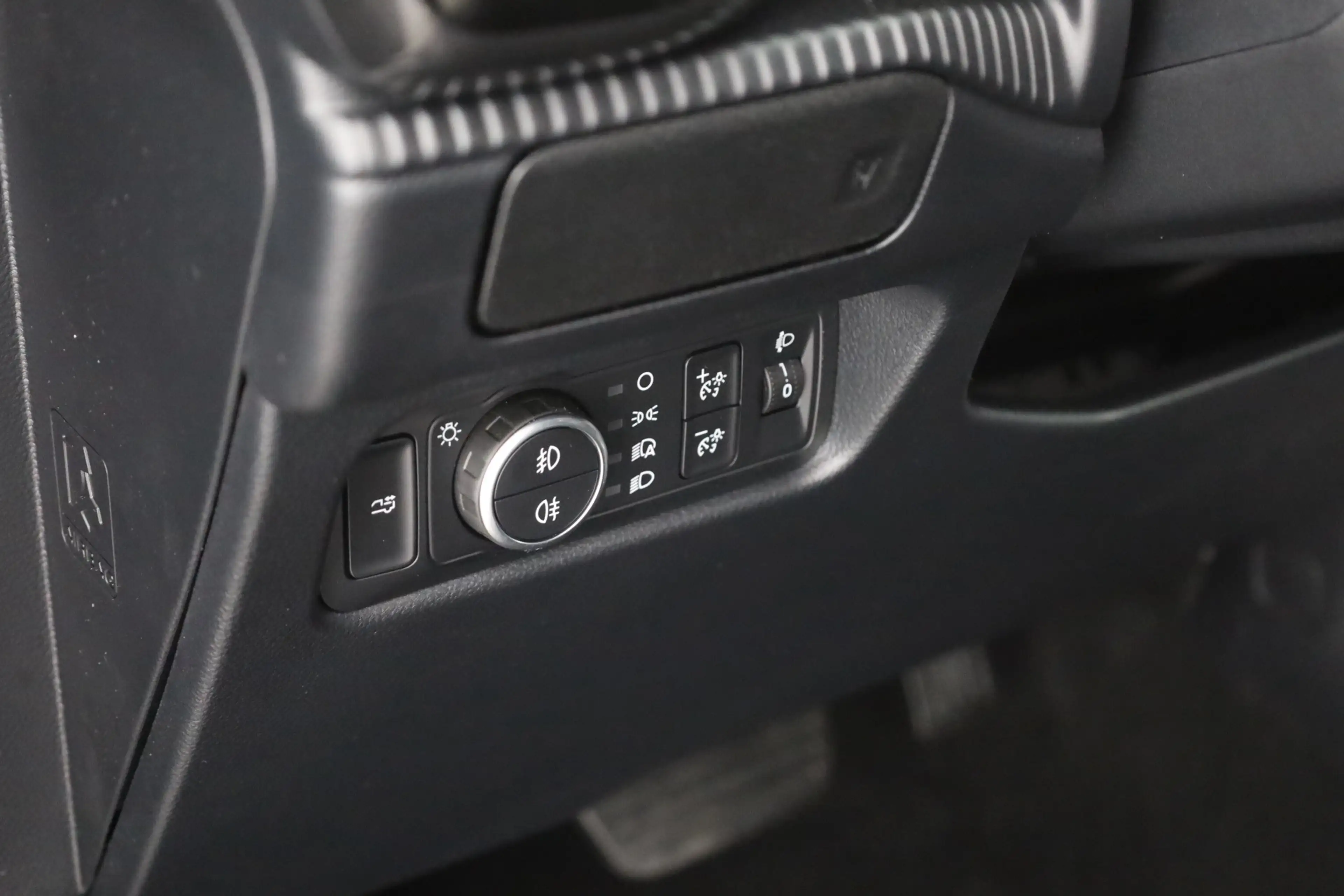 Ford Ranger Wildtrak DoKa 2.0 EcoBlue 4AWD Aut. AHK — photo 20