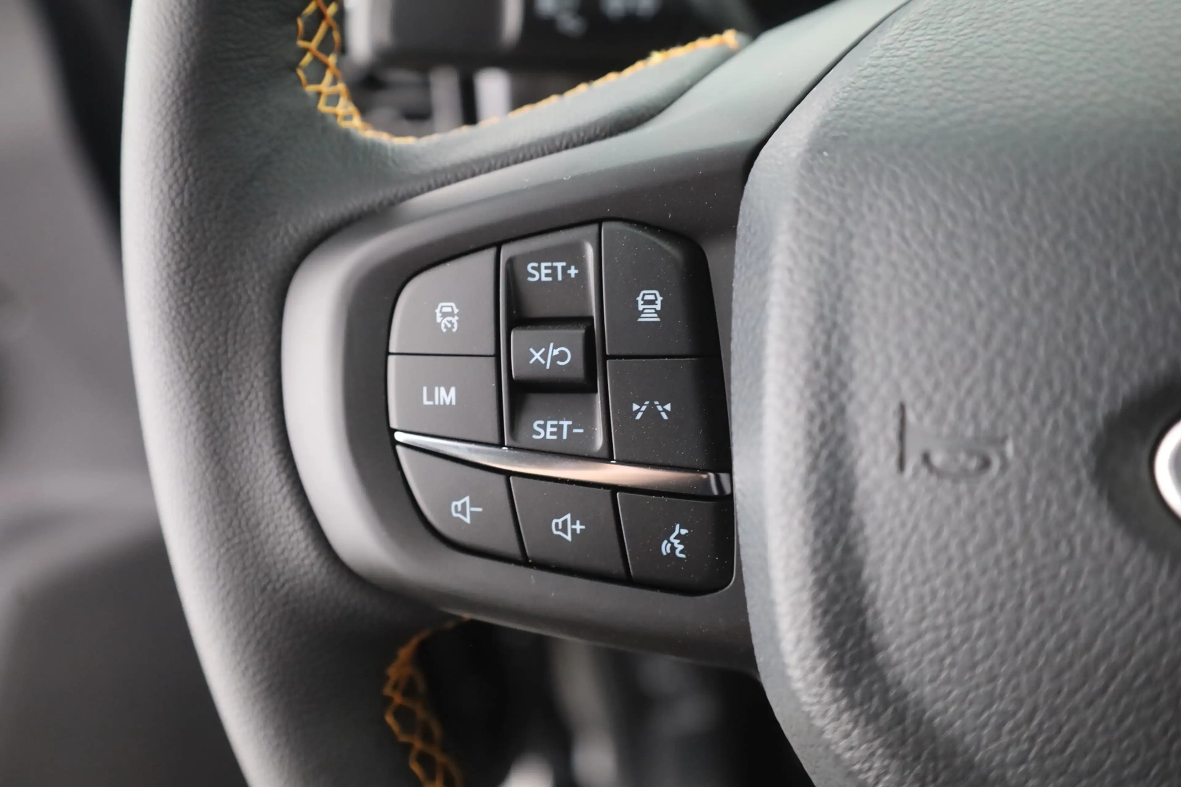 Ford Ranger Wildtrak DoKa 2.0 EcoBlue 4AWD Aut. AHK — photo 16