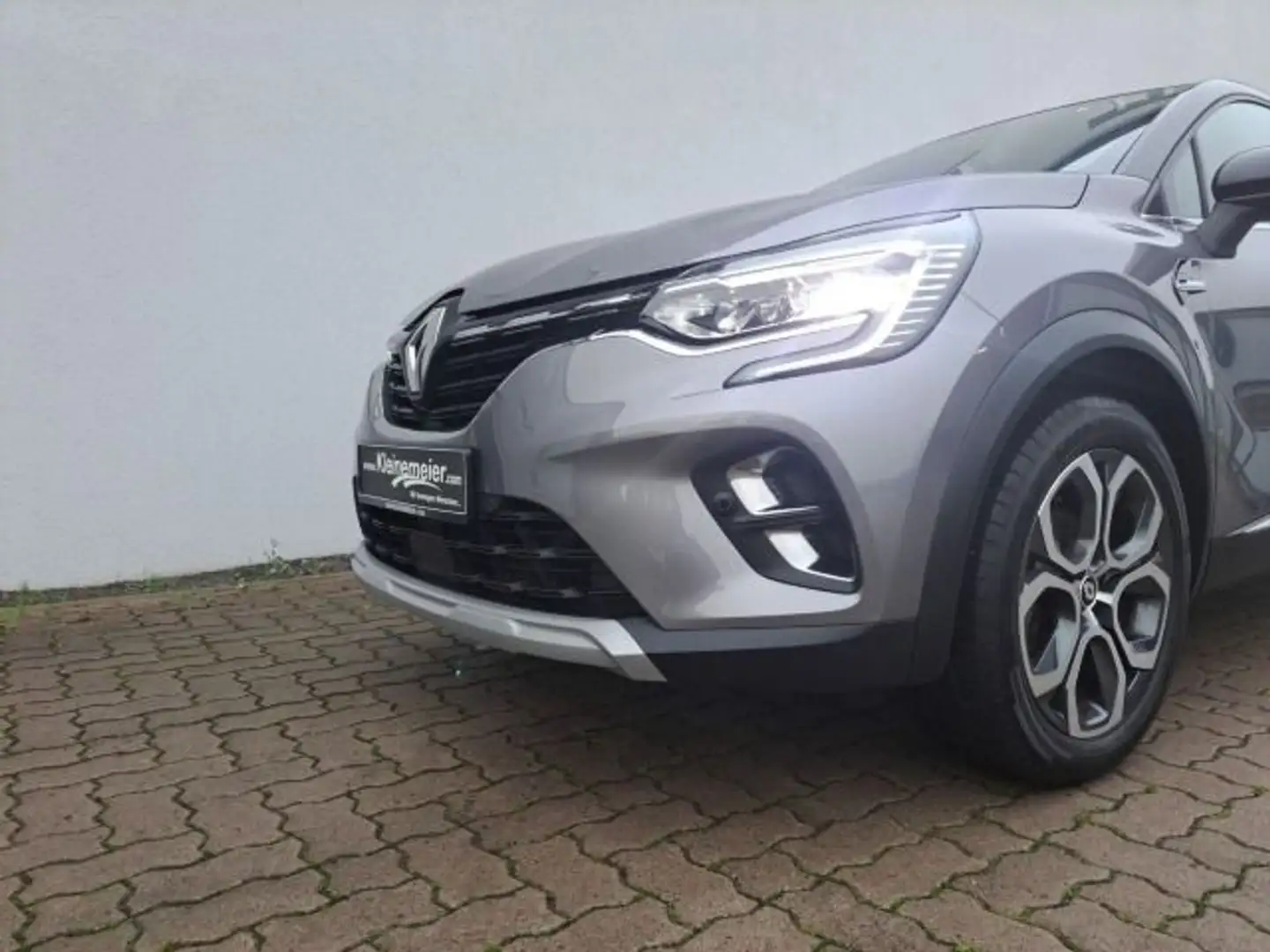 Renault Captur TCe 90 Intens*SHZ*RFK*PDC*Navi* Gris - 2