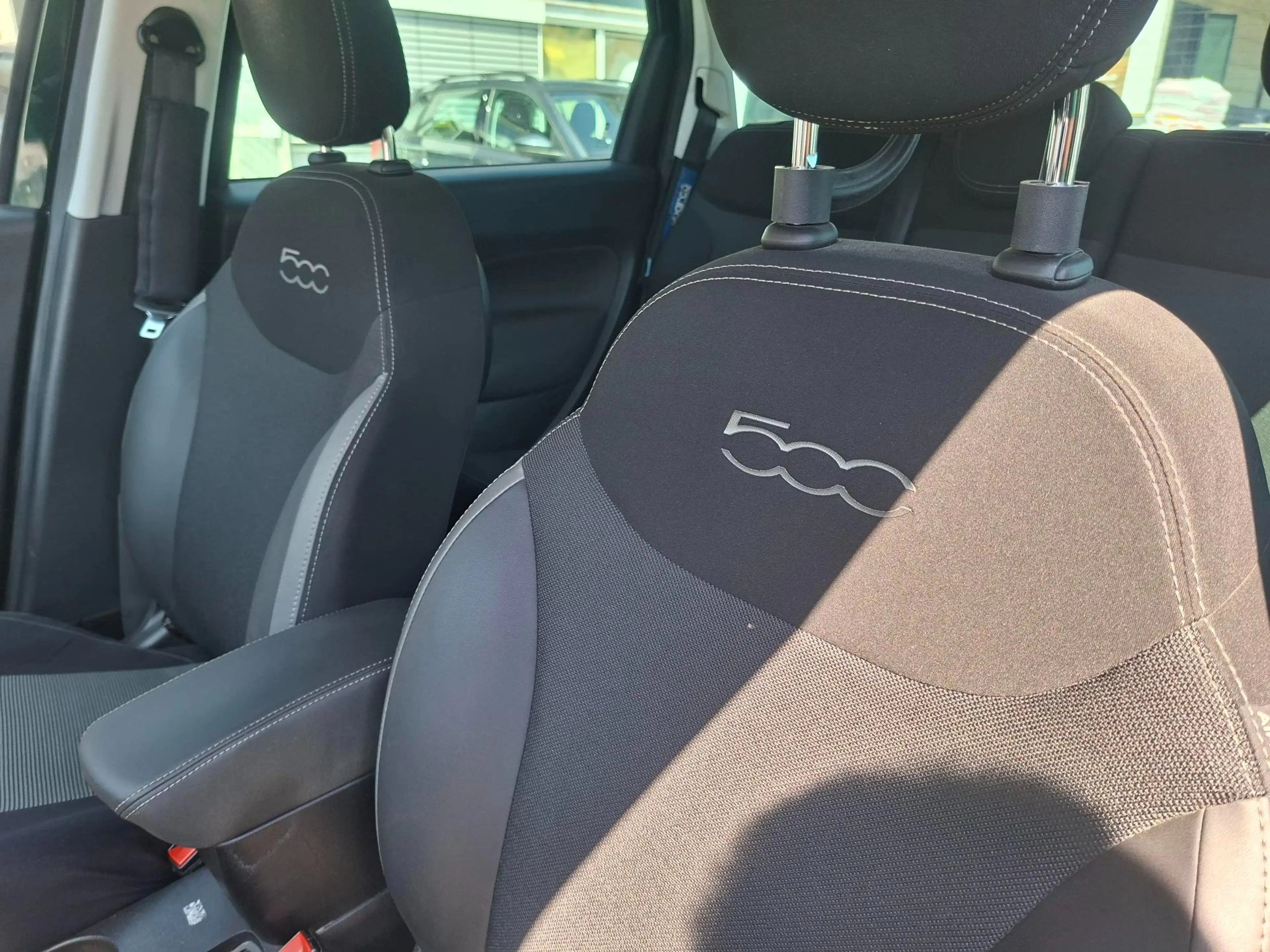 Fiat 500L Cross — photo 8