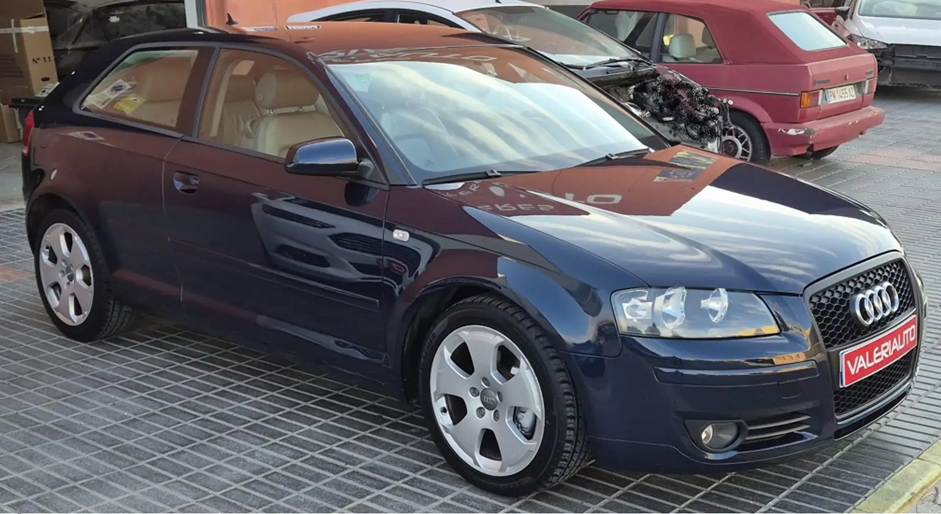 Audi A3 2.0 FSI Ambiente Tiptronic Bleu - 2