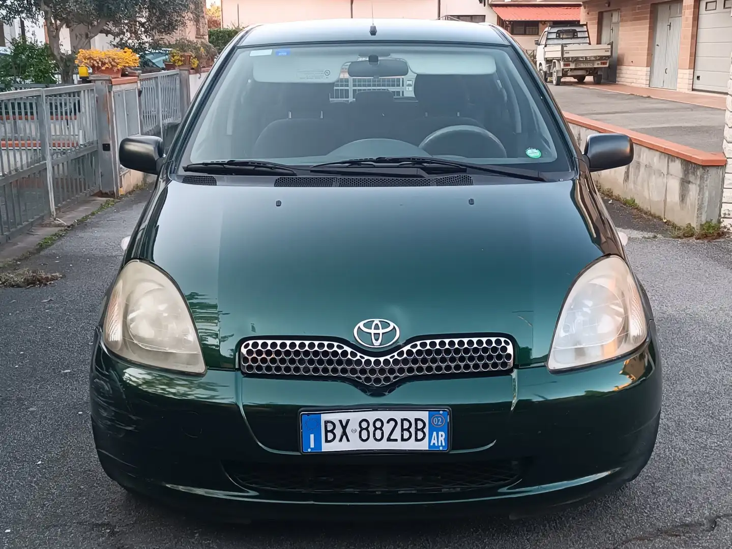 Toyota Yaris Yaris+I+1999+5p+1.0+Sol Verde - 1