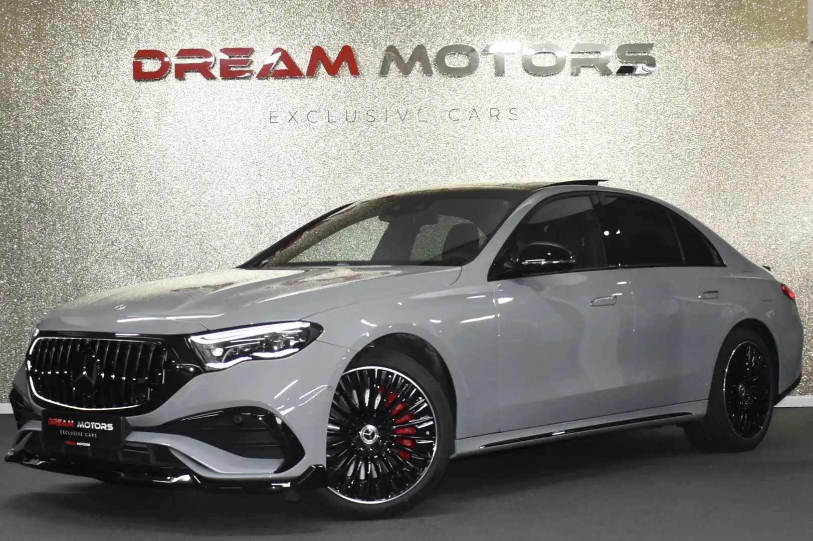 Mercedes-Benz E 300 e AMG 313pk | HYPERSCREEN | BURMESTER 4D | PANODAK Gris - 1