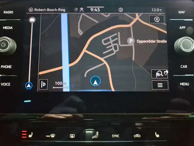 Volkswagen Passat view 12