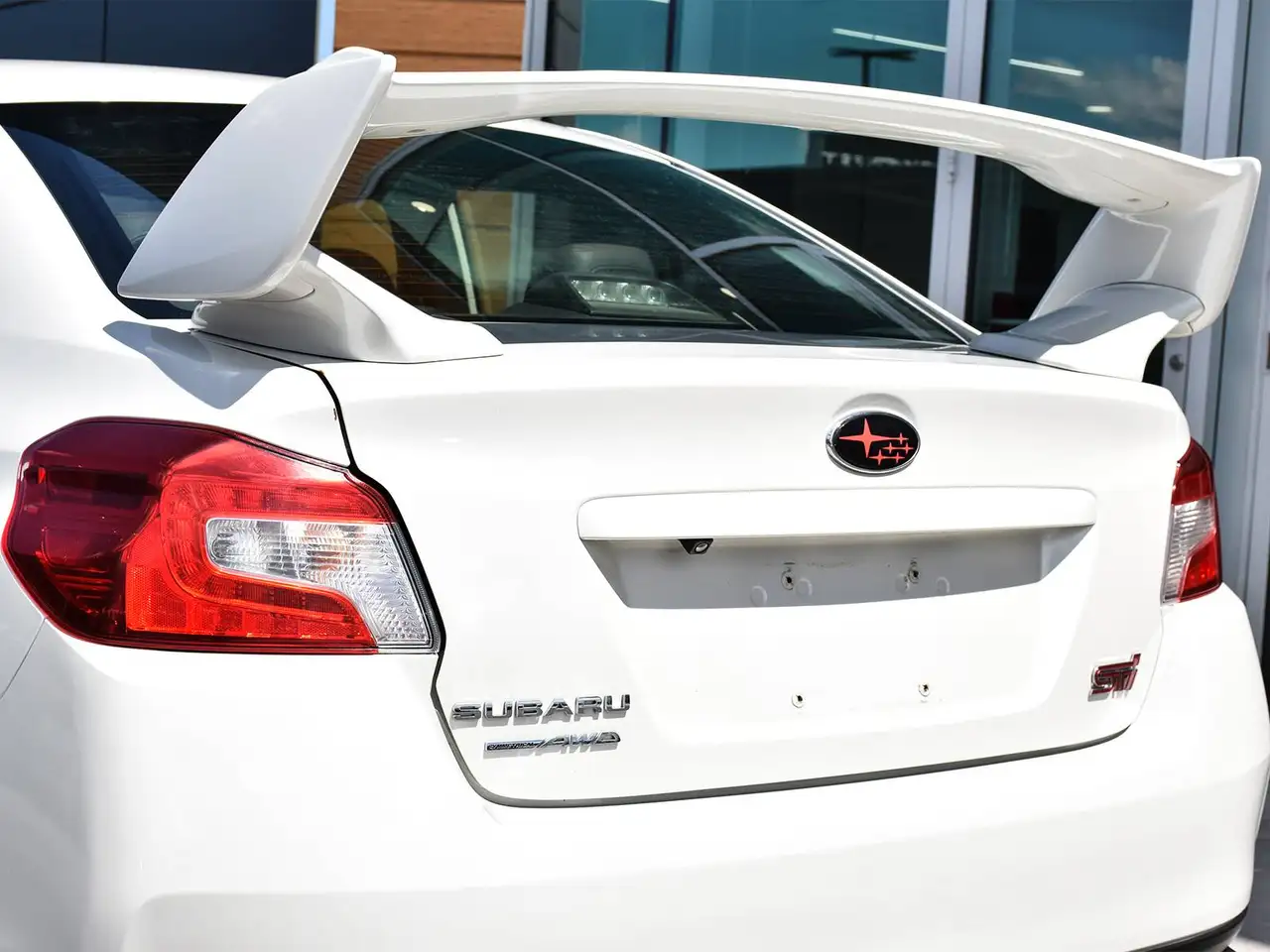 Subaru WRX снимка Subaru WRX