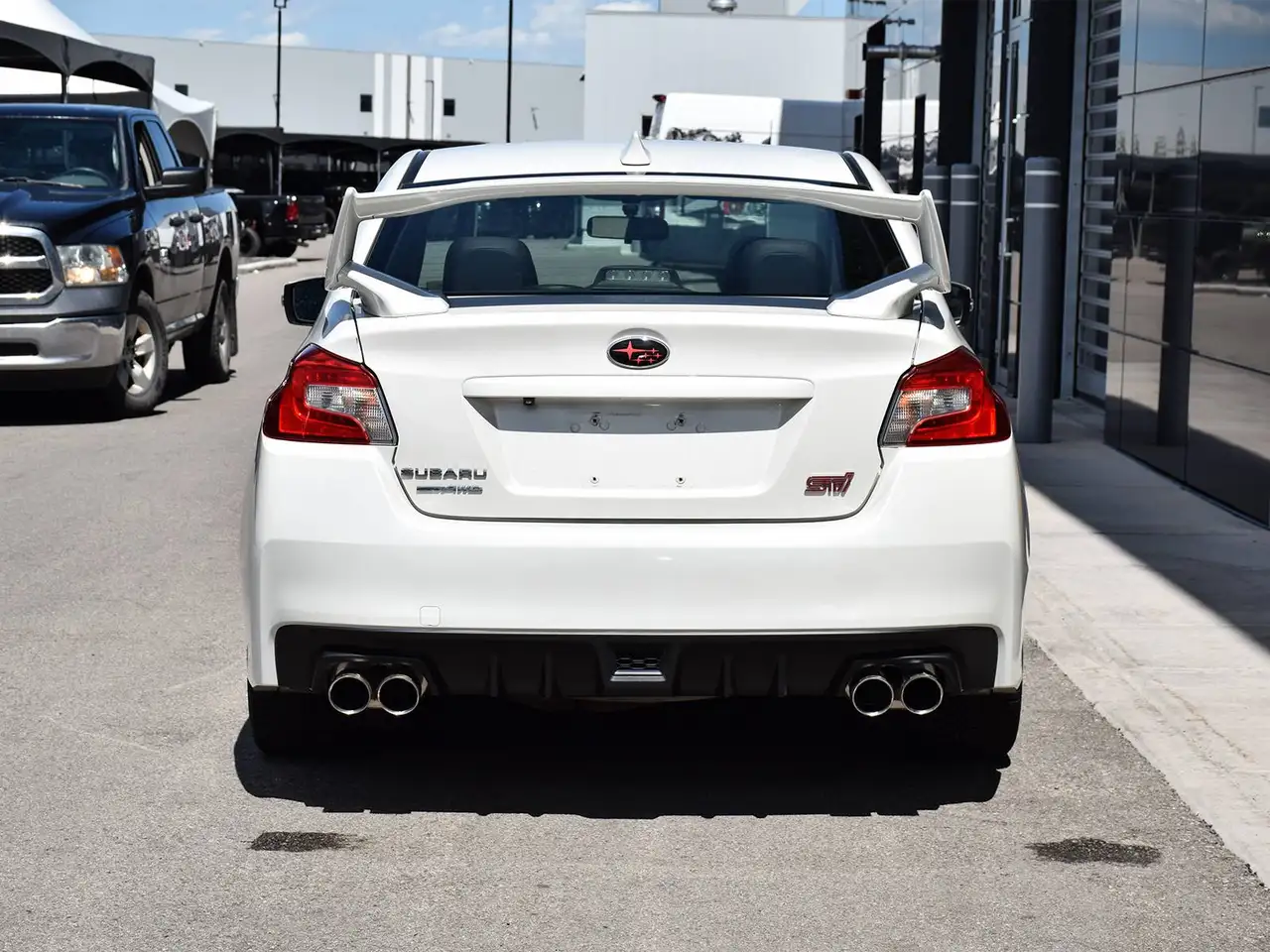 Subaru WRX снимка Subaru WRX