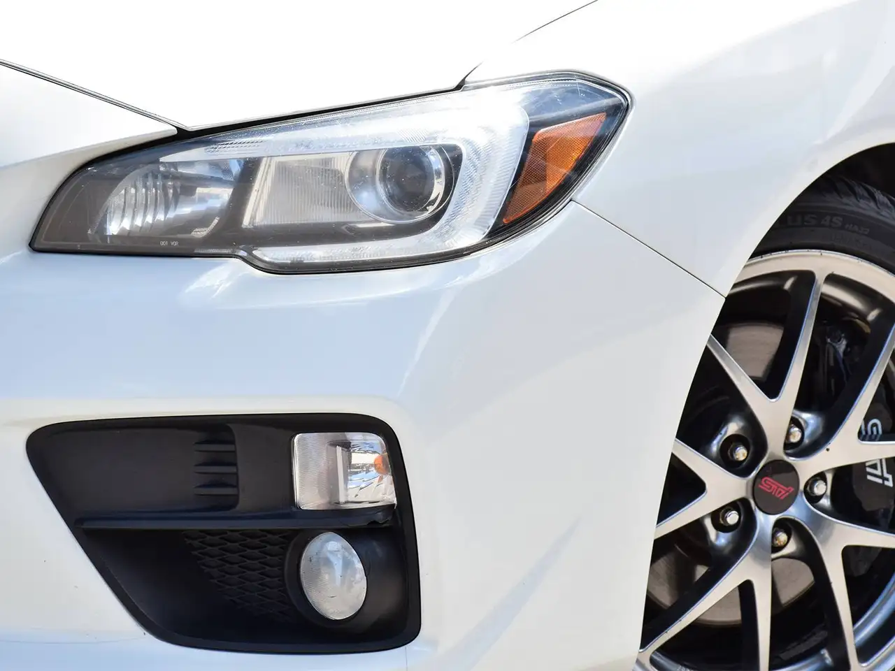 Subaru WRX снимка Subaru WRX