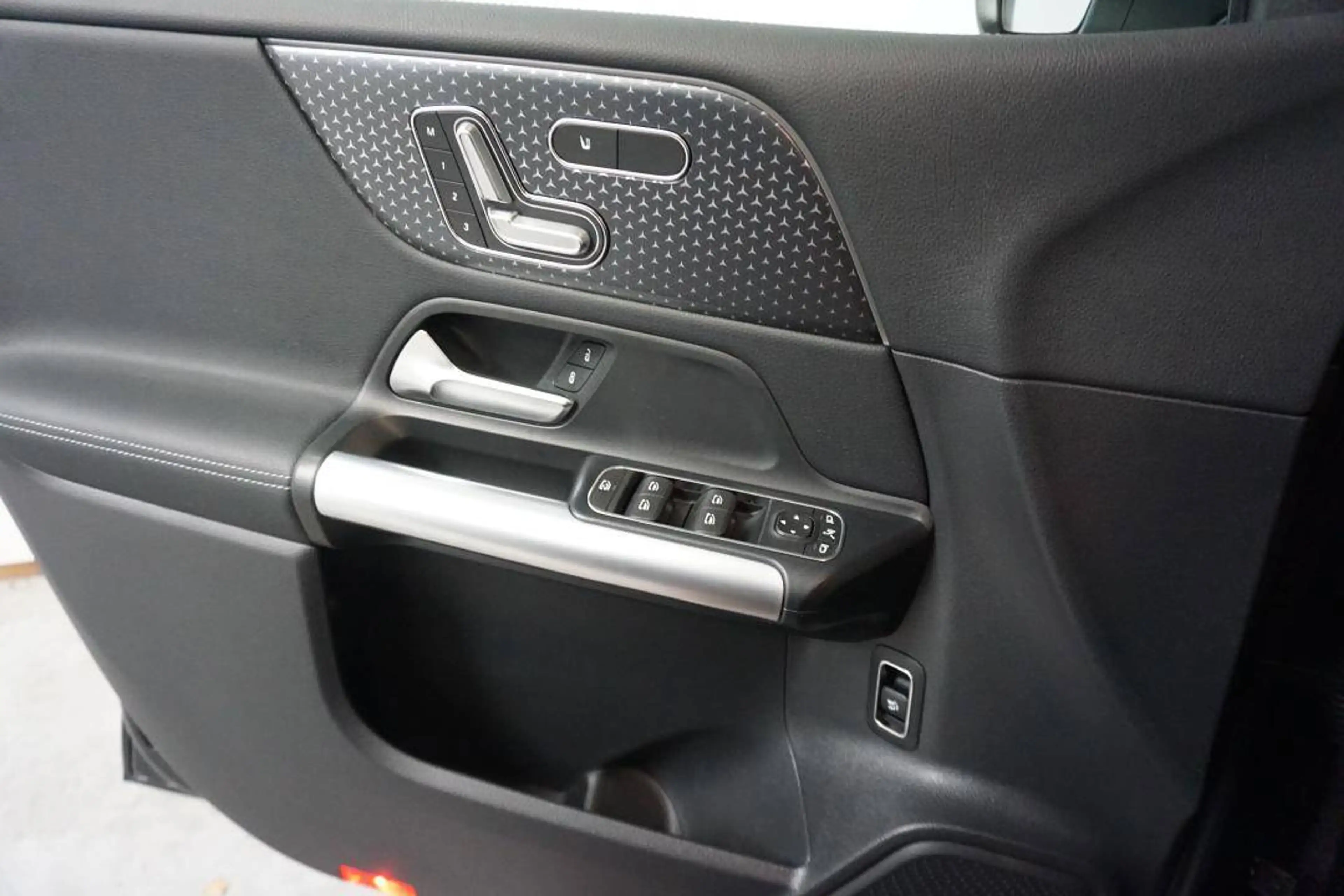 Mercedes-Benz B 200 MEMORY ZETELS — photo 10