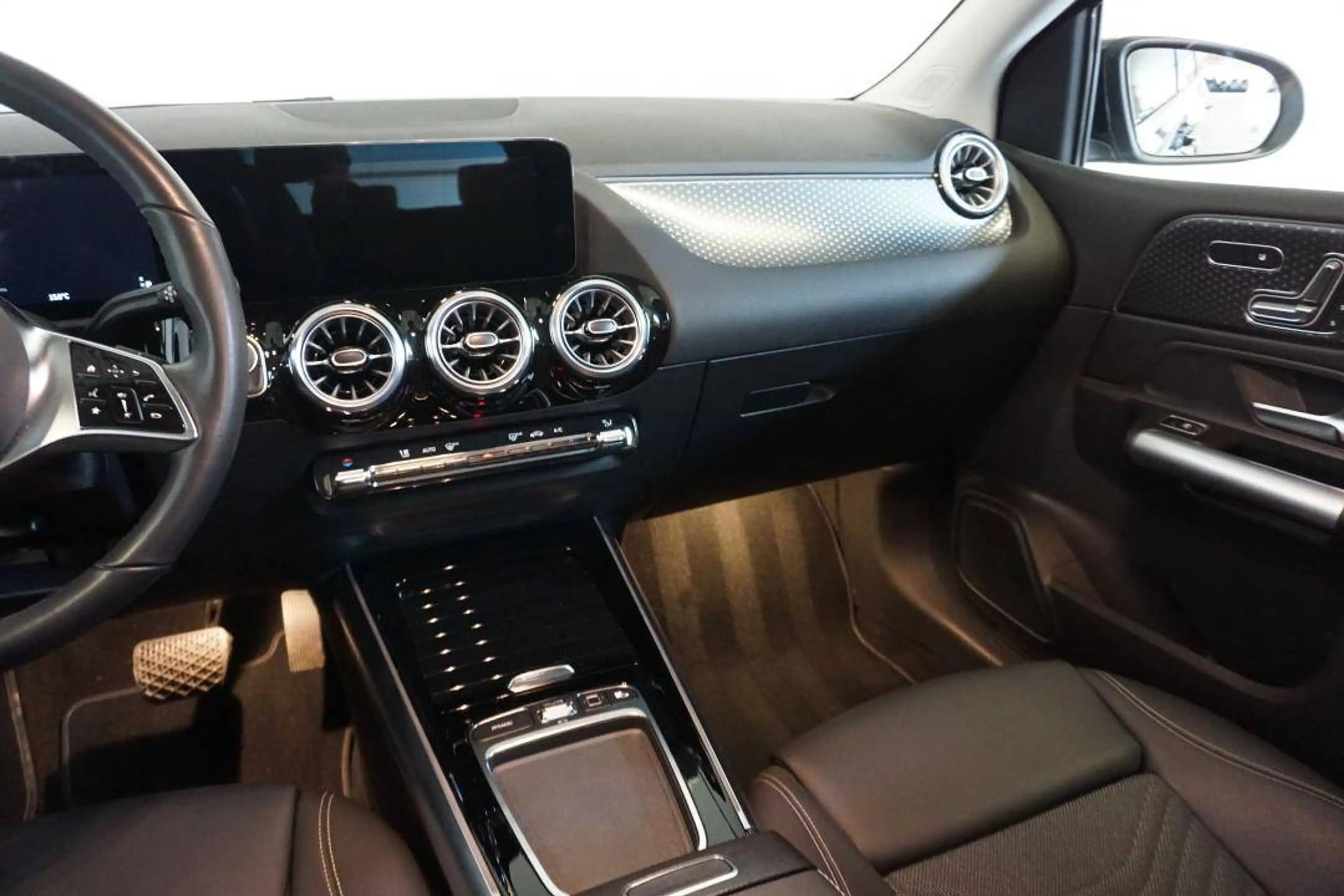 Mercedes-Benz B 200 MEMORY ZETELS — photo 6