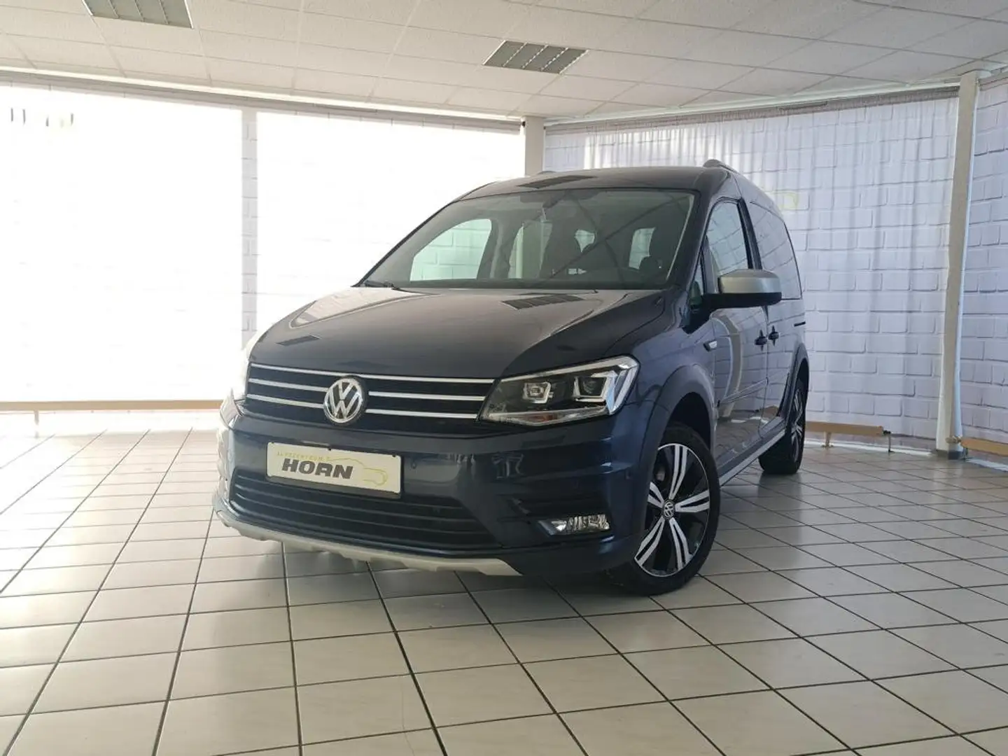Volkswagen Caddy Alltrack BMT Bleu - 1
