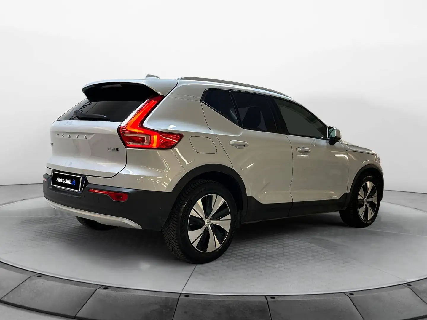 Volvo XC40 2.0 d4 Business Plus awd Grigio - 2
