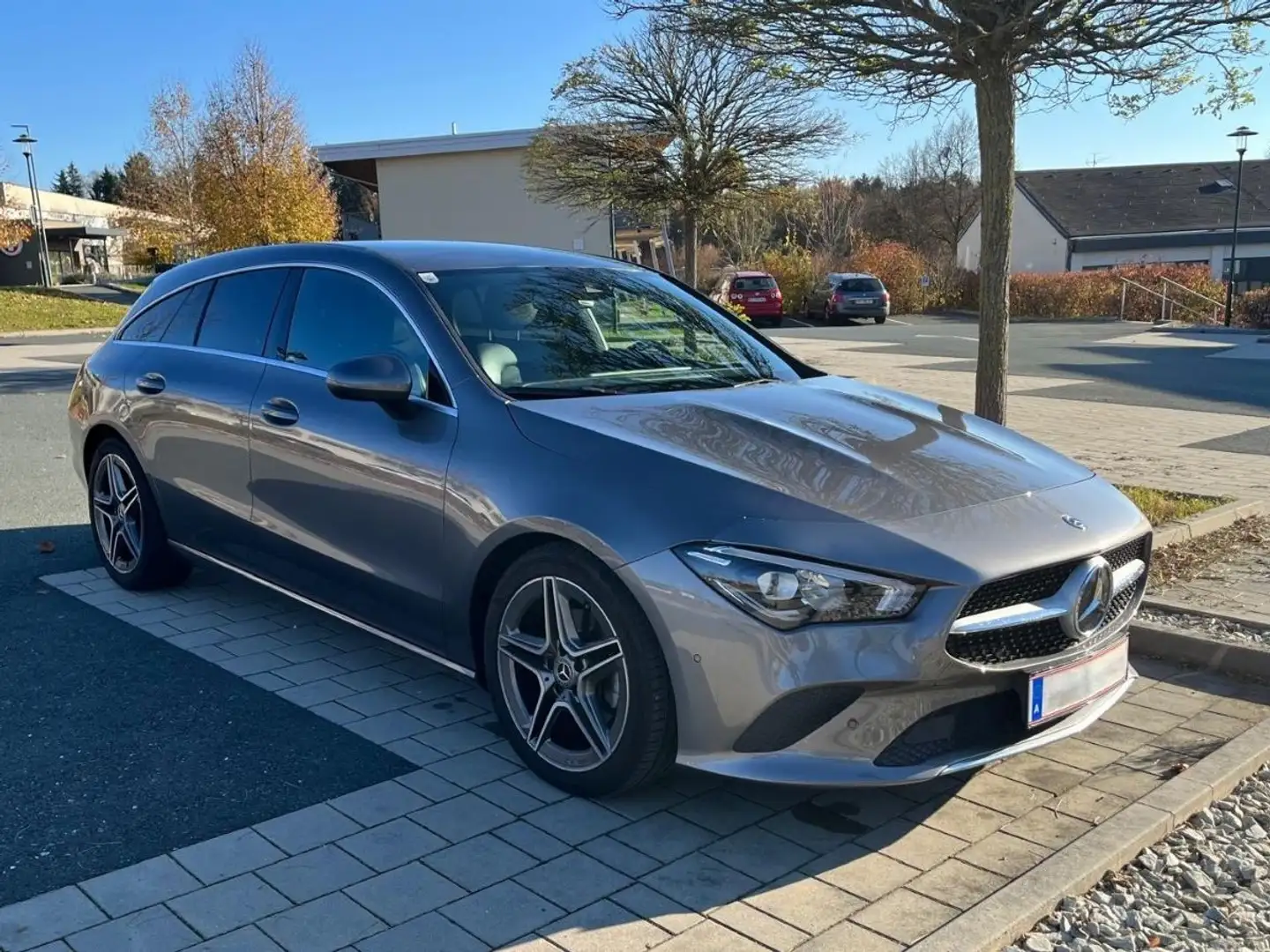 Mercedes-Benz CLA 200 d Shooting Brake I Aut. I R-CAM I AMG I MBUX I *Junge Sterne Garantie* Grau - 2
