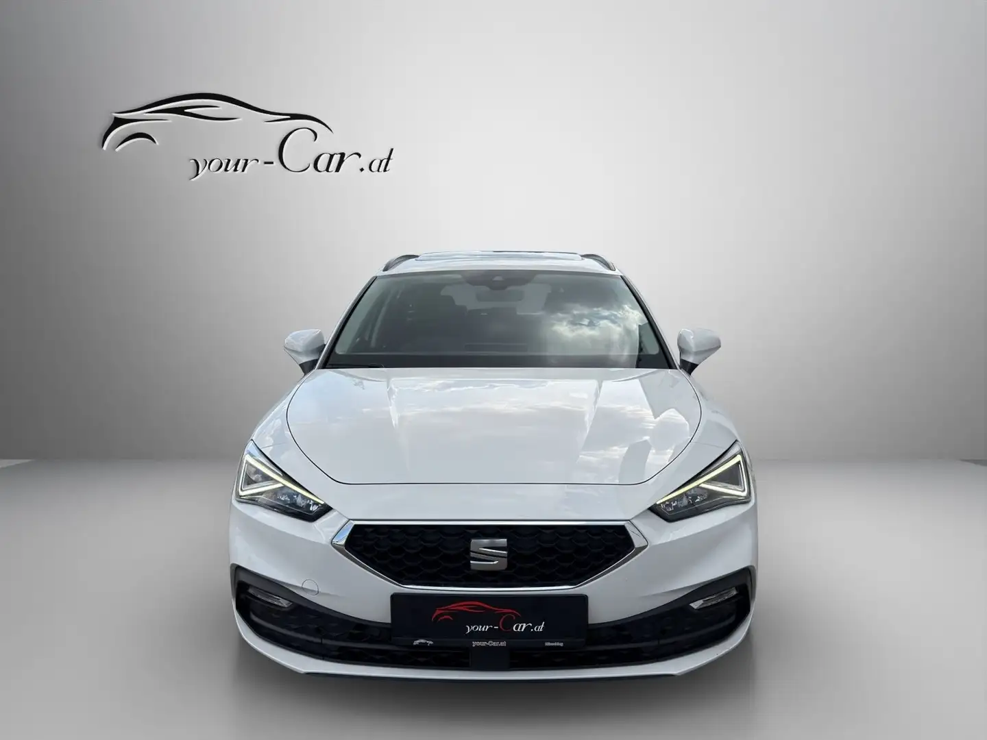 SEAT Leon ST 1,0 eTSI Style DSG *PANO, ACC, AHK, LED, VIRT* Weiß - 2