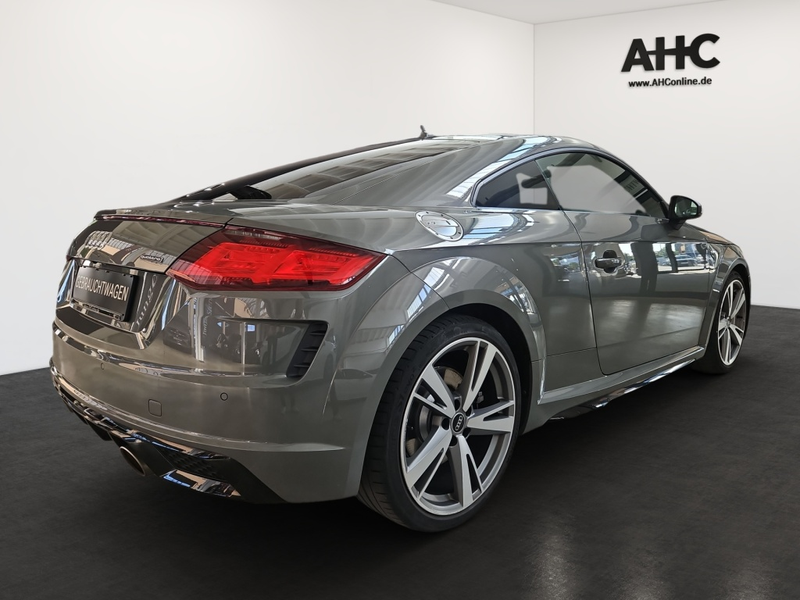 Audi TT 45 Coupe quattro S-Line Matrix-LED Sound — photo 3