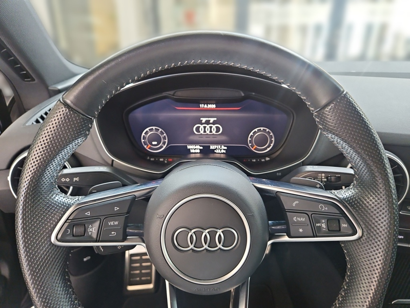 Audi TT 45 Coupe quattro S-Line Matrix-LED Sound — photo 8